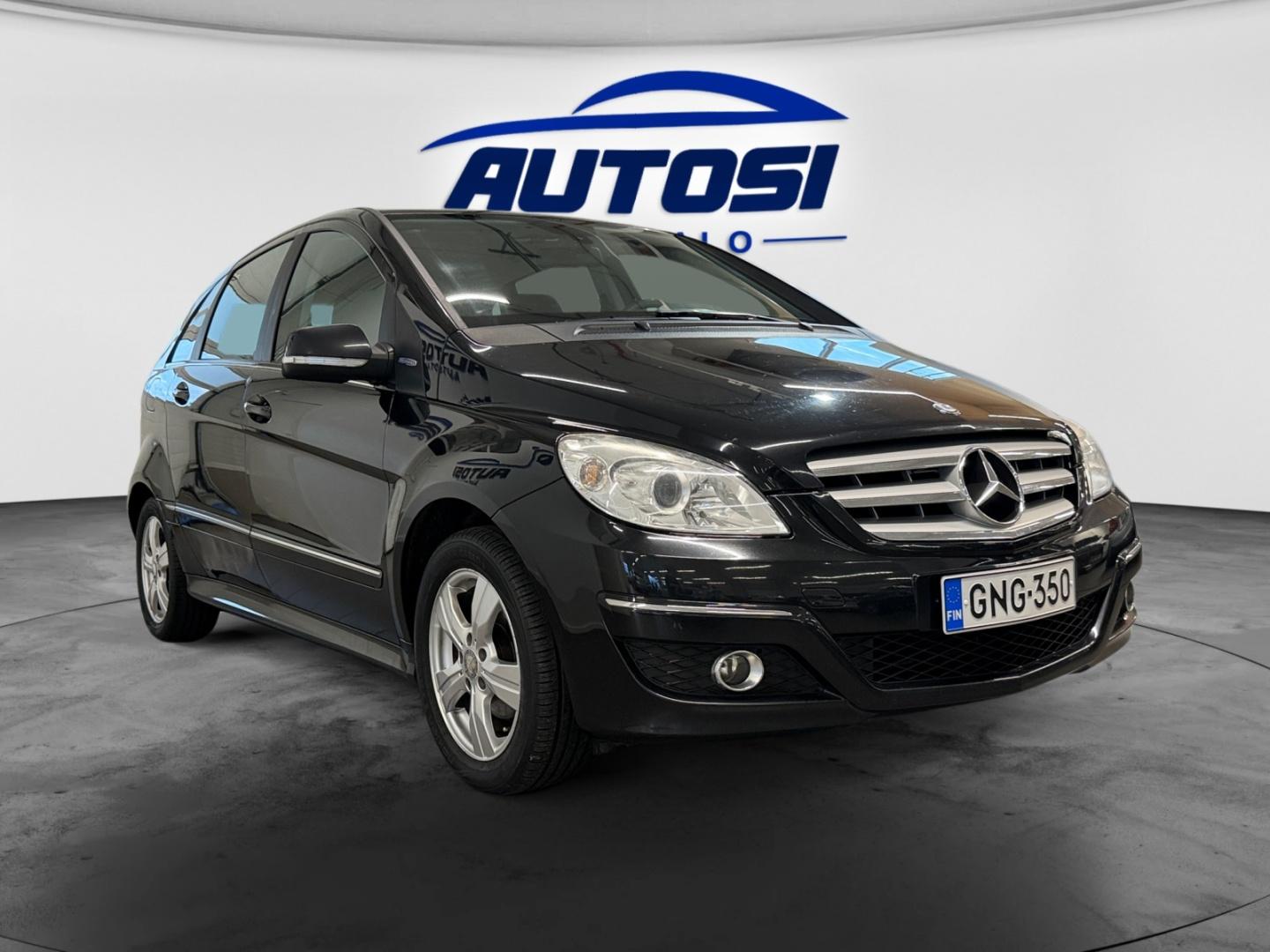 MERCEDES-BENZ B 2011