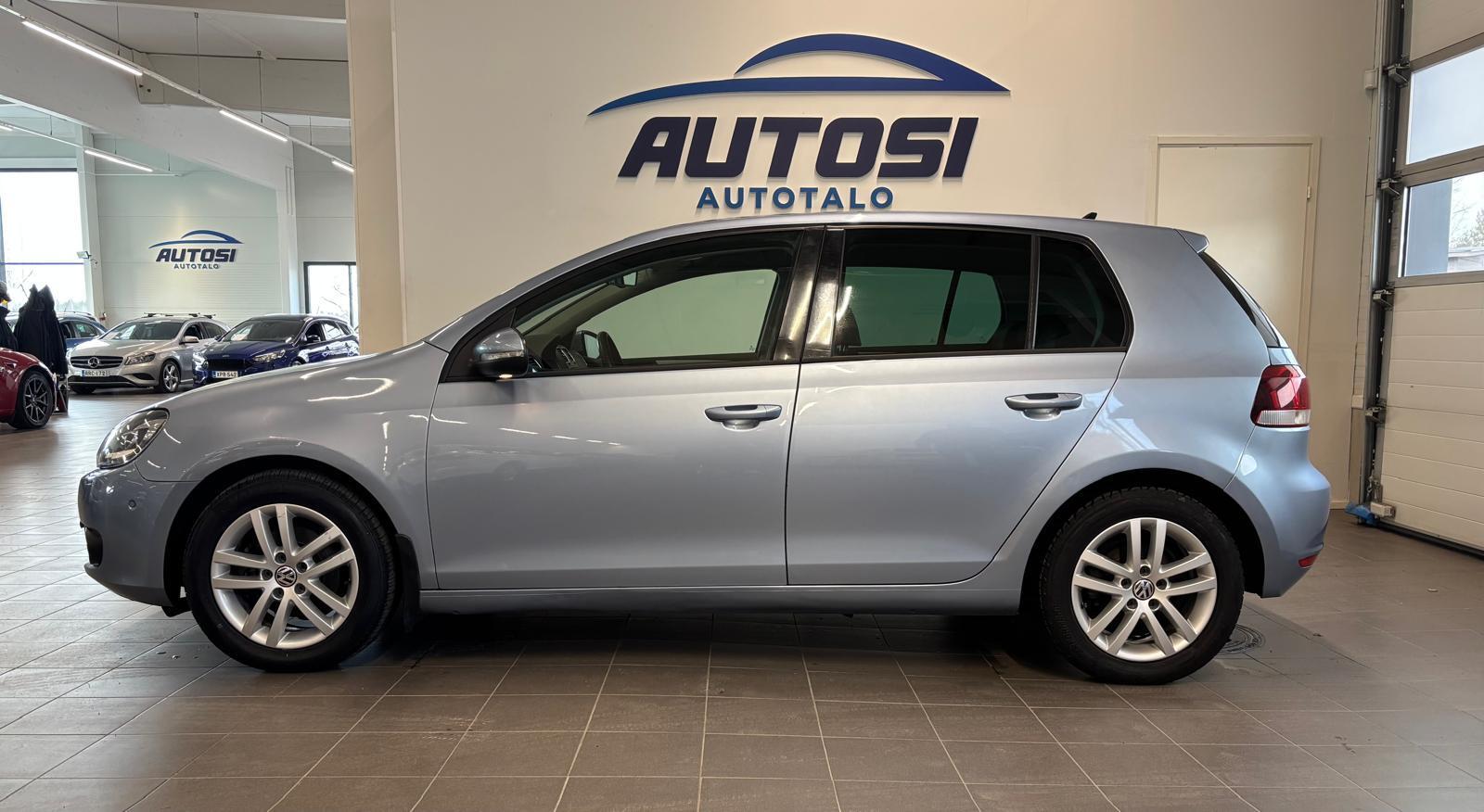 VOLKSWAGEN Golf 2010