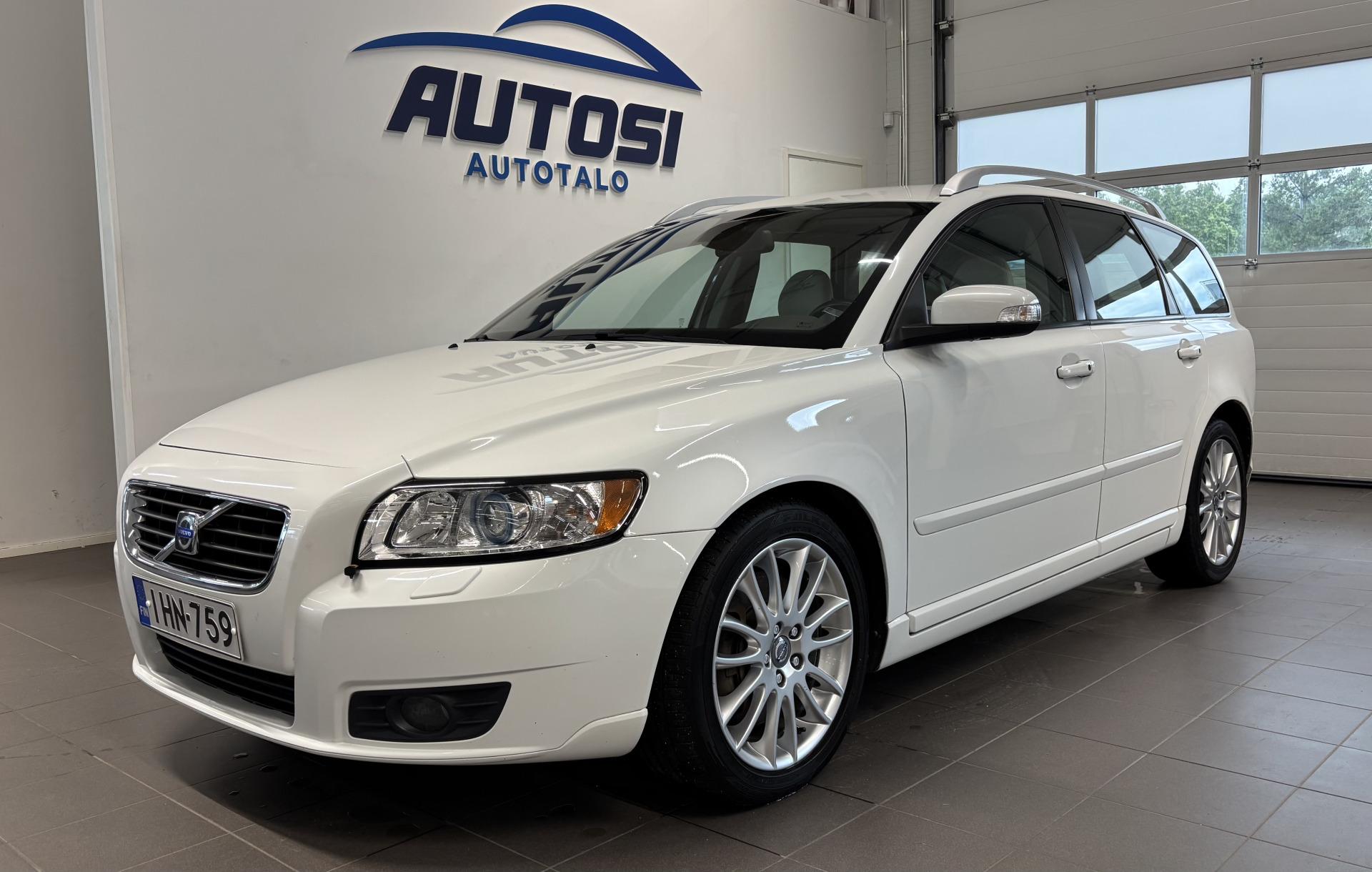 VOLVO V50 2009