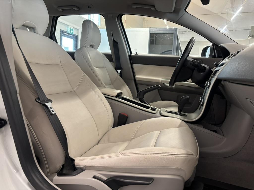 VOLVO V50 2009