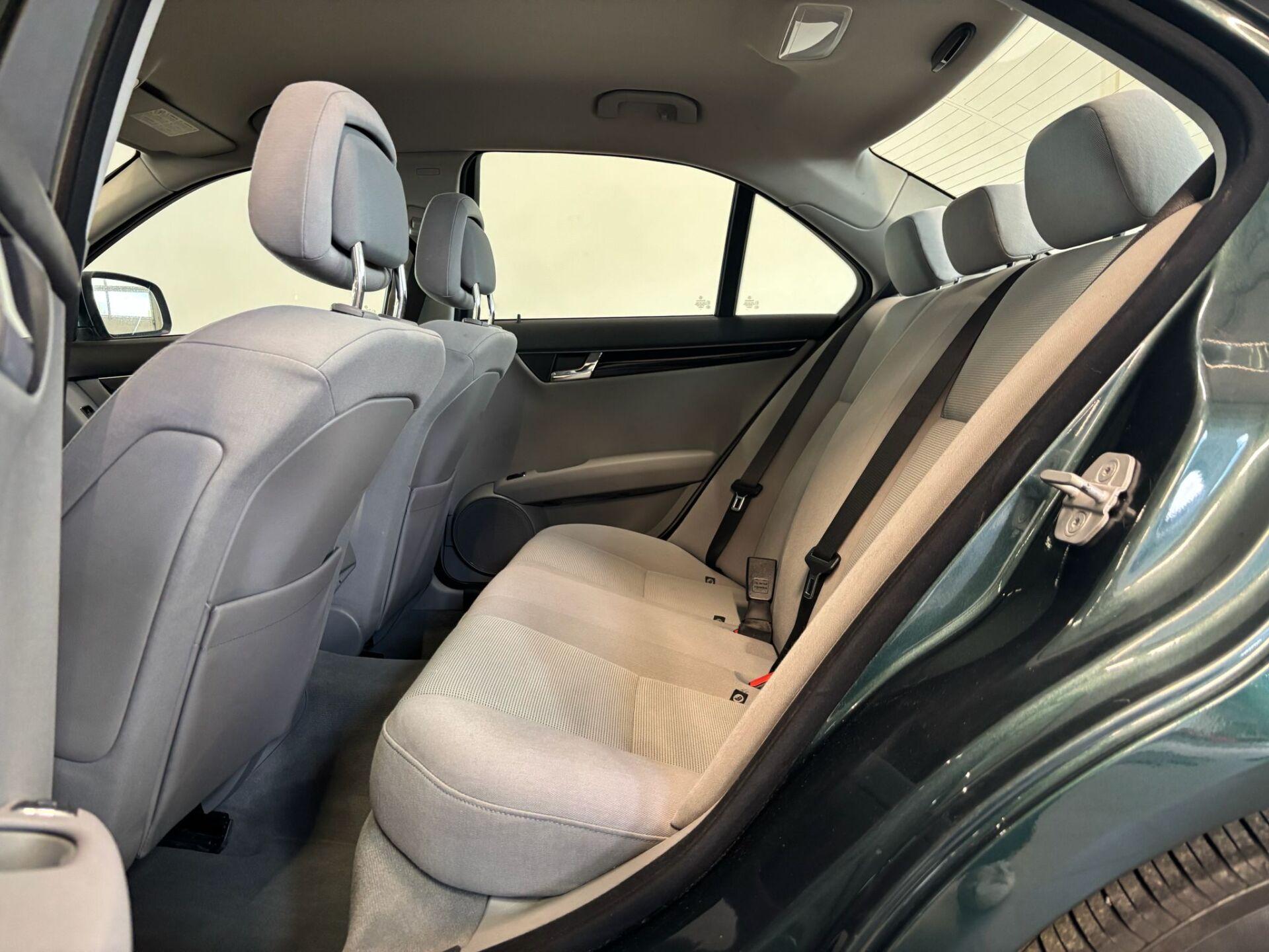 MERCEDES-BENZ C 2008