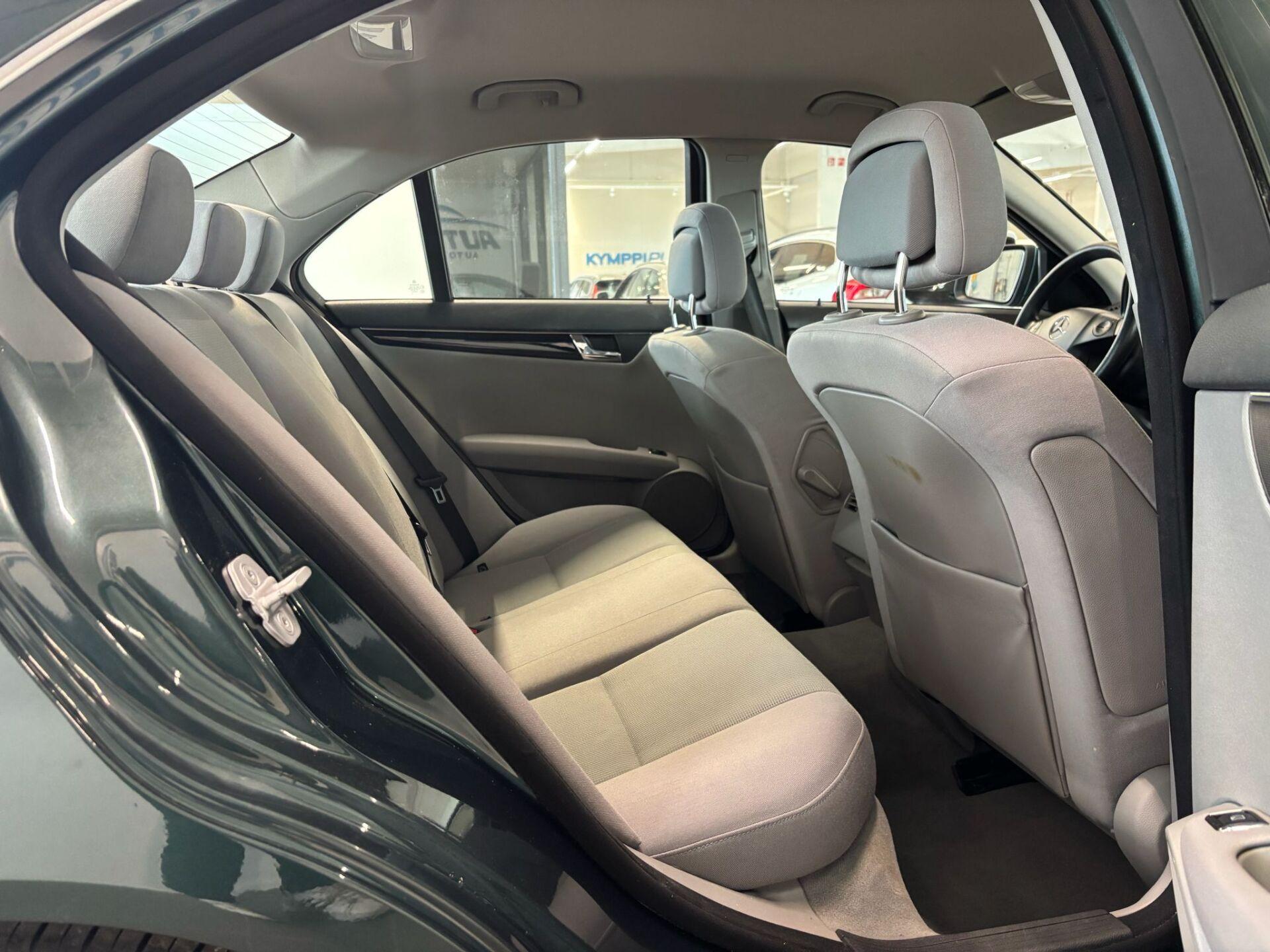 MERCEDES-BENZ C 2008