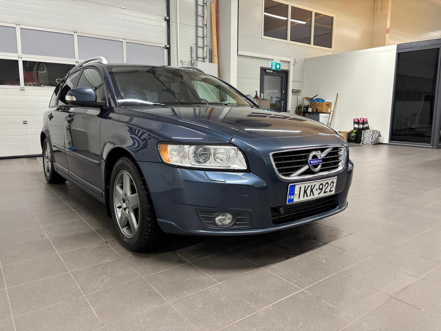 VOLVO V50 2012
