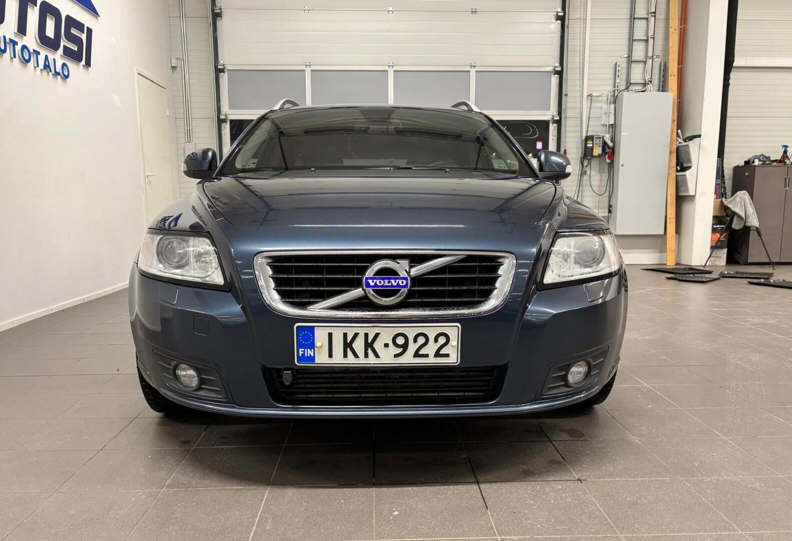 VOLVO V50 2012
