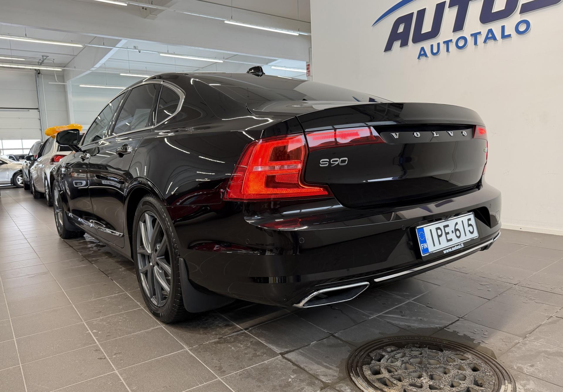 VOLVO S90 2018