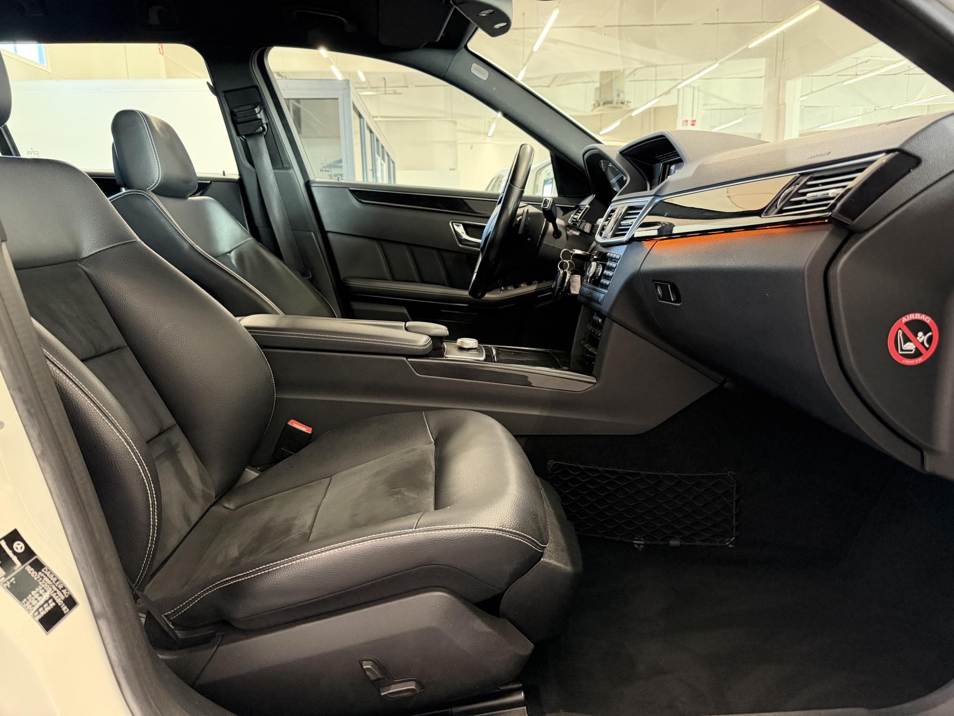 MERCEDES-BENZ E 2011