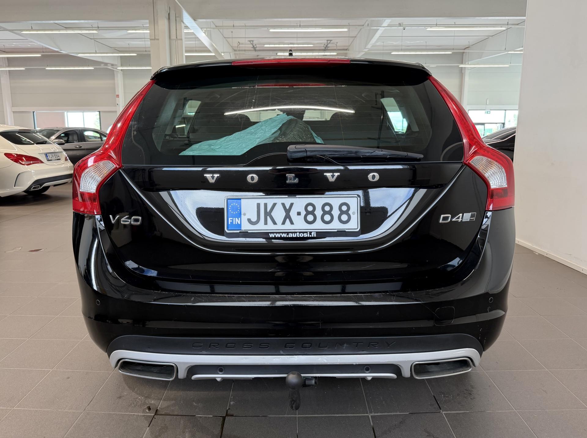 VOLVO V60 Cross Country 2018