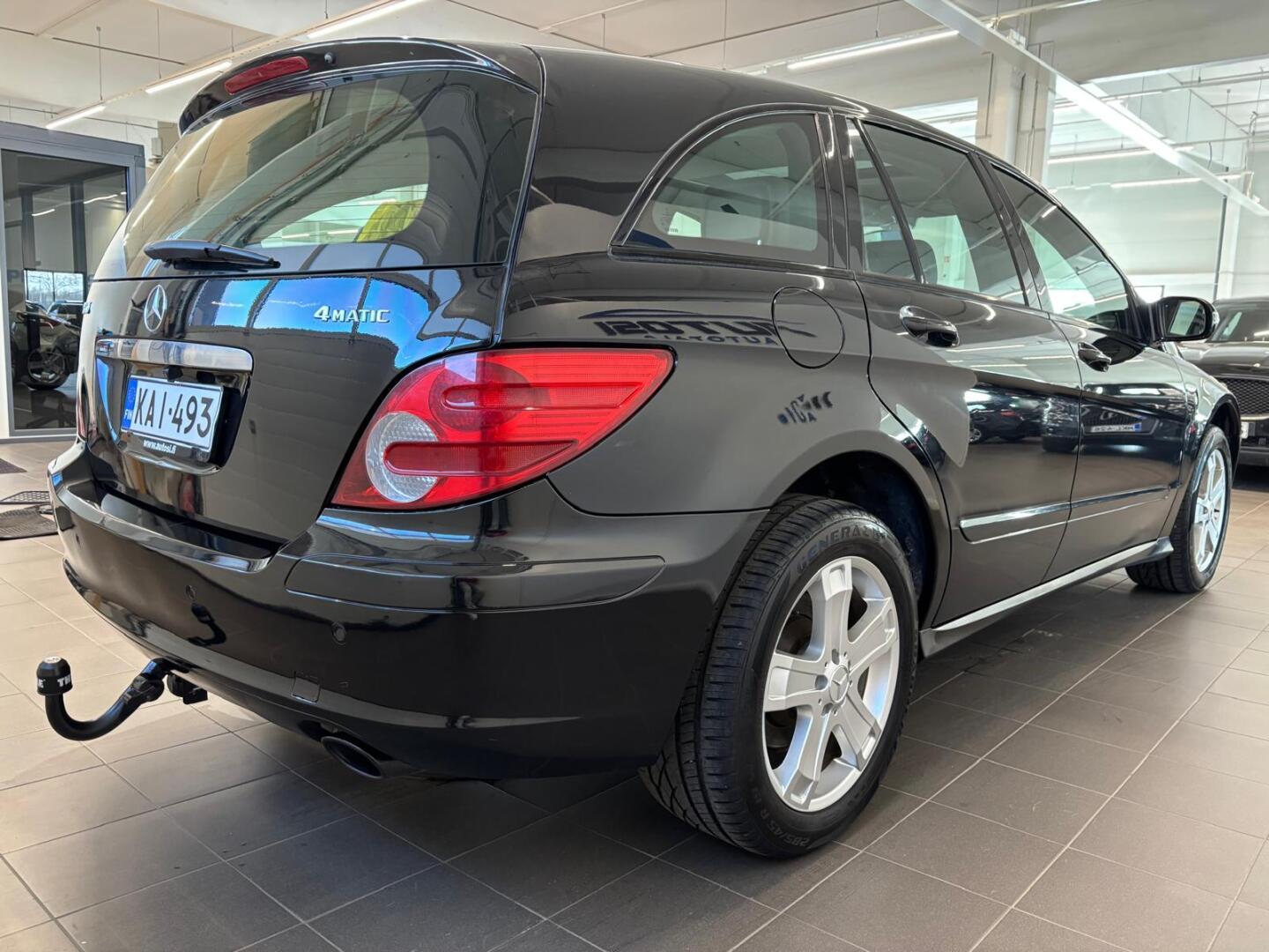 MERCEDES-BENZ R 2007