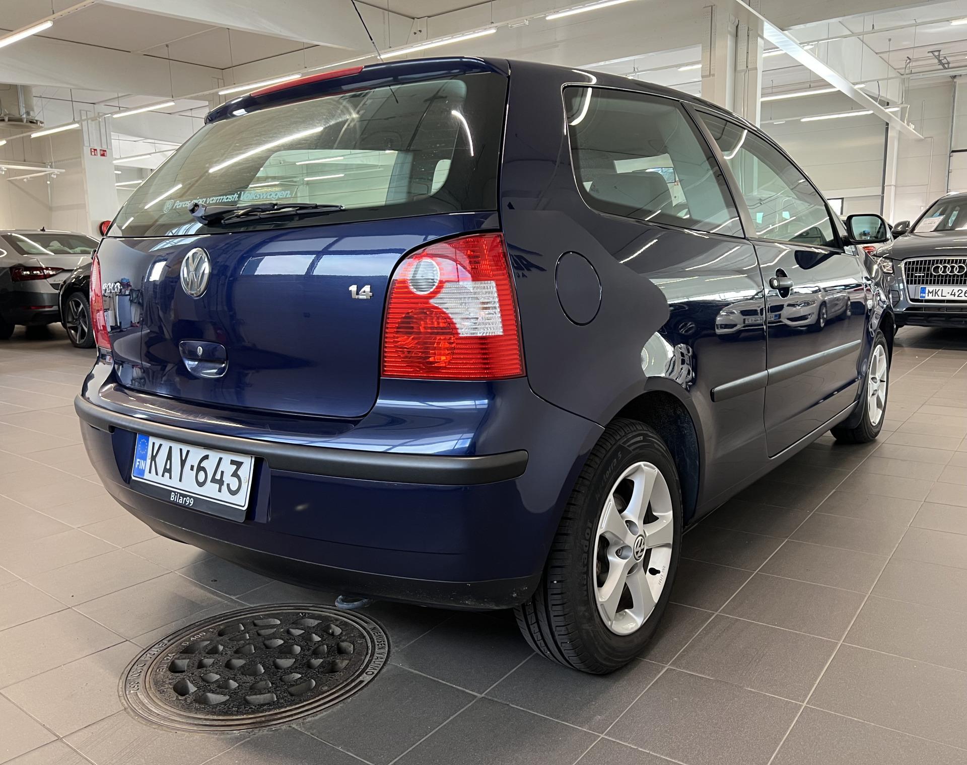 VOLKSWAGEN Polo 2003