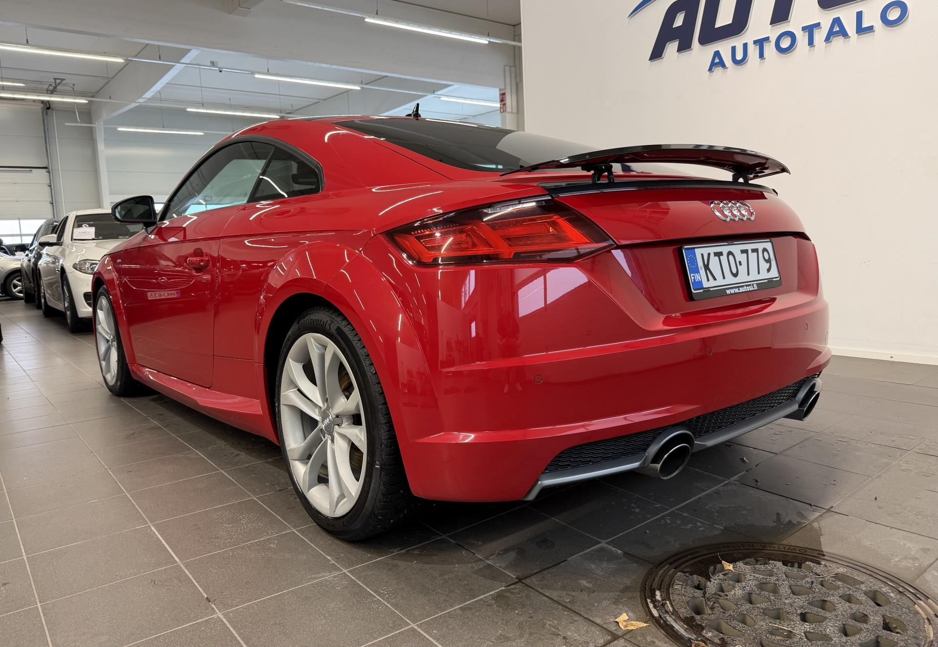AUDI TT 2015