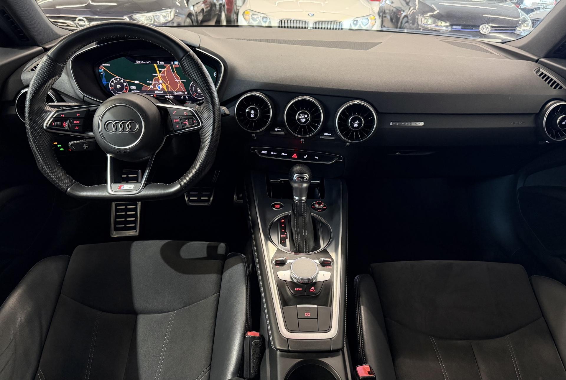 AUDI TT 2015