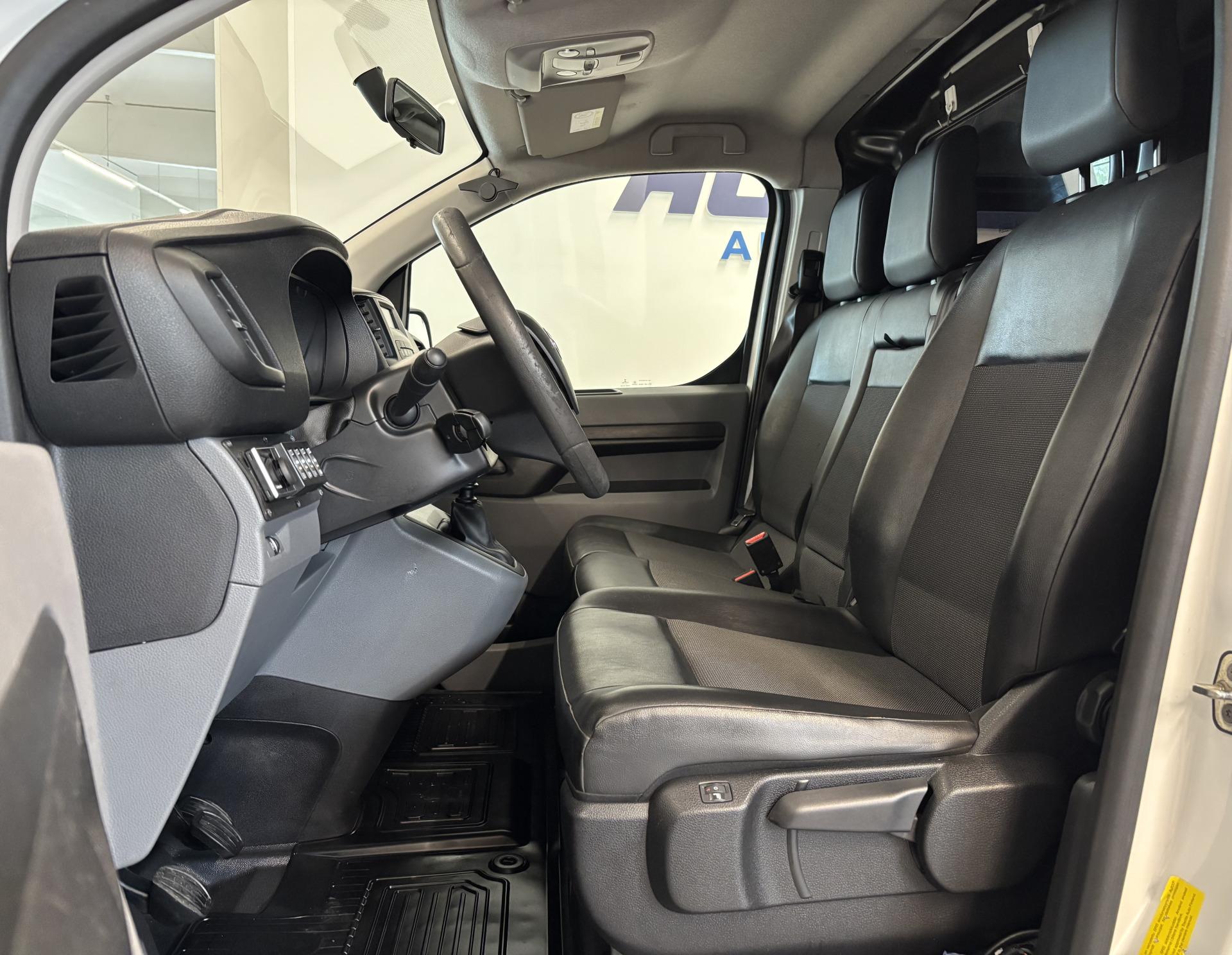 TOYOTA Proace 2017