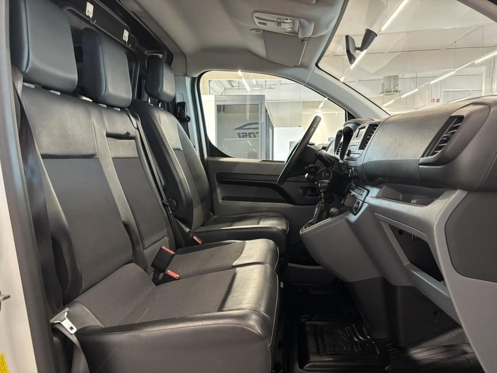 TOYOTA Proace 2017