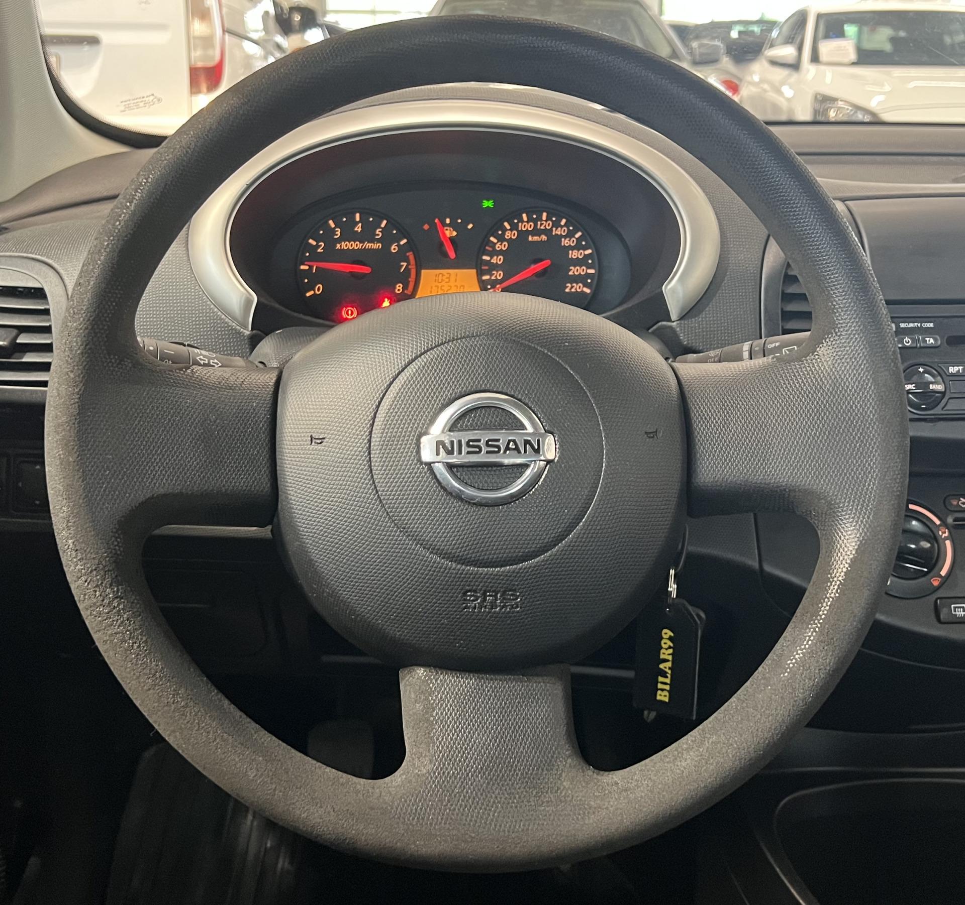 NISSAN Micra 2010