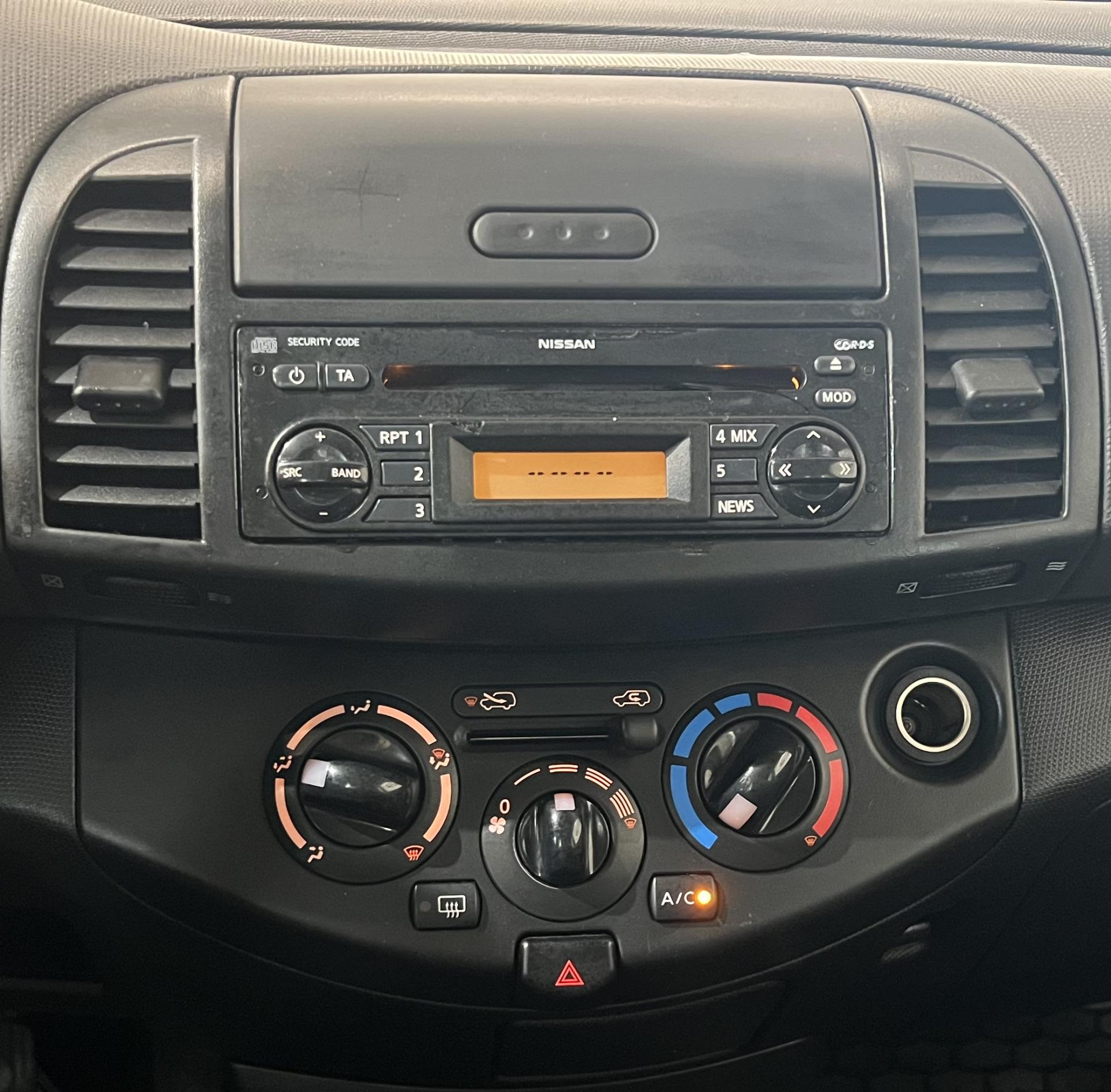 NISSAN Micra 2010