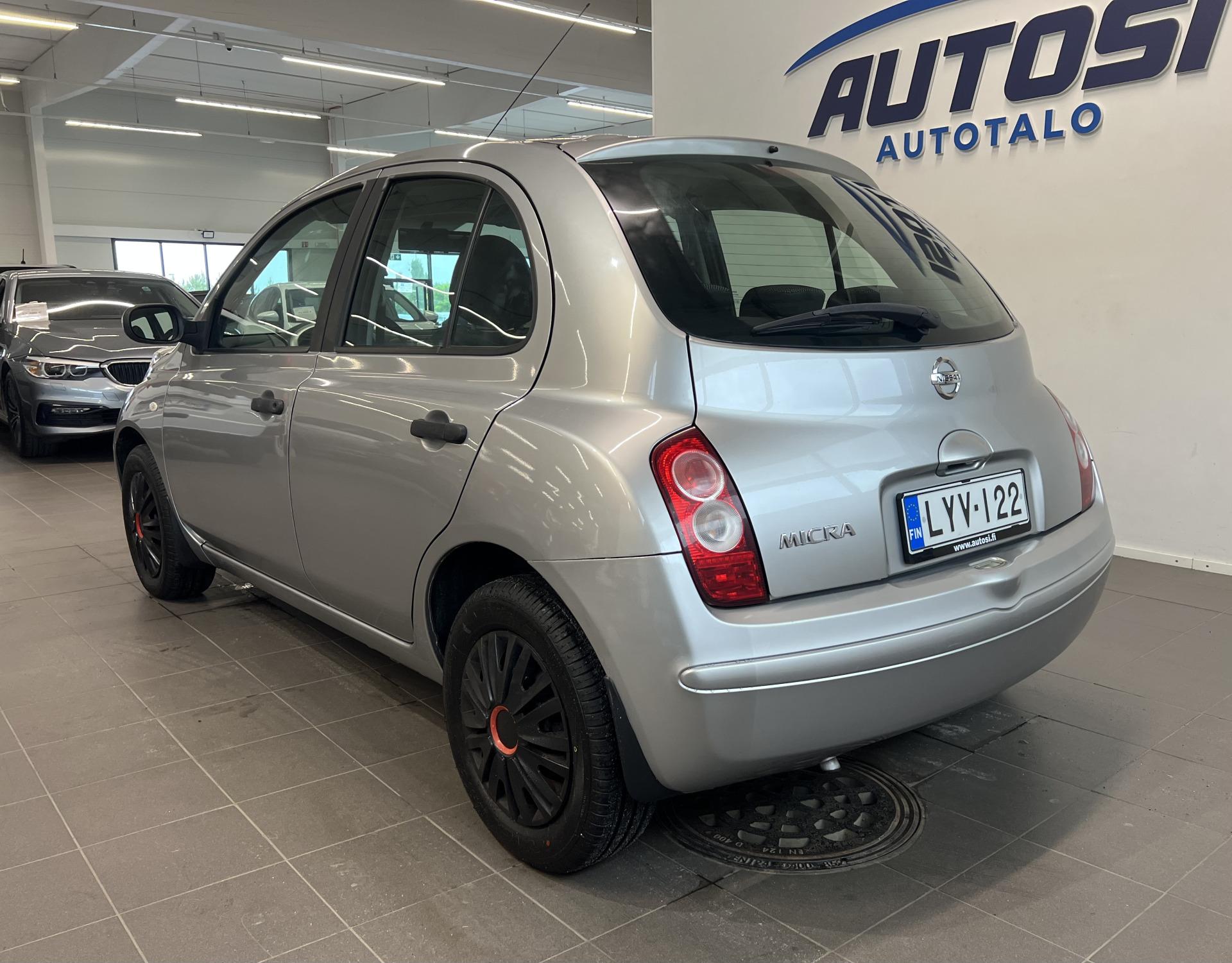 NISSAN Micra 2010