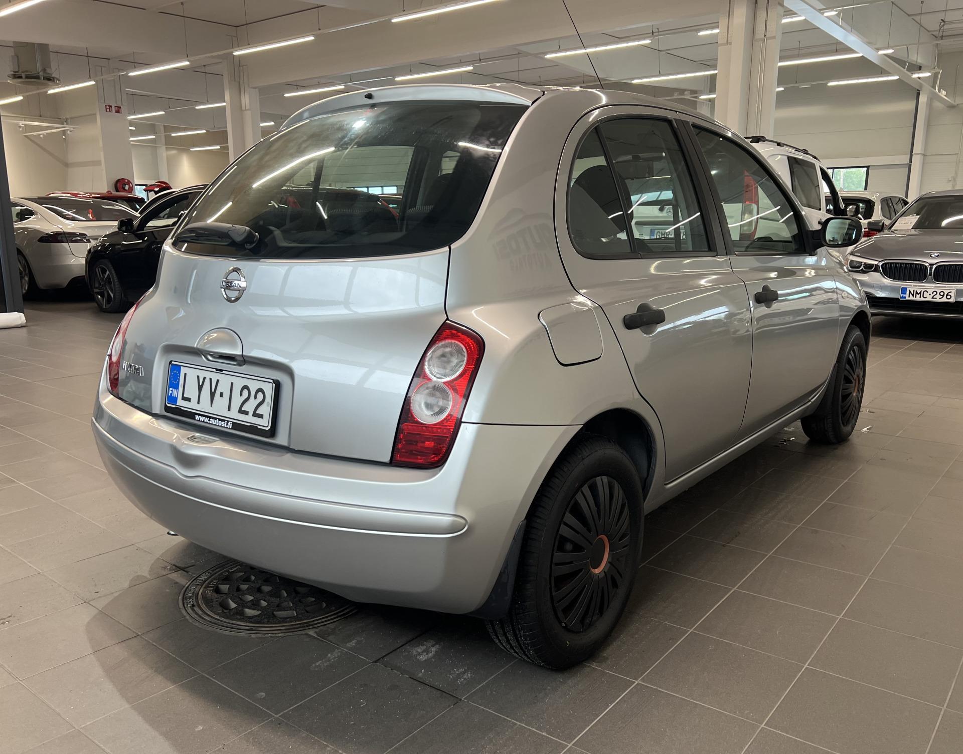 NISSAN Micra 2010