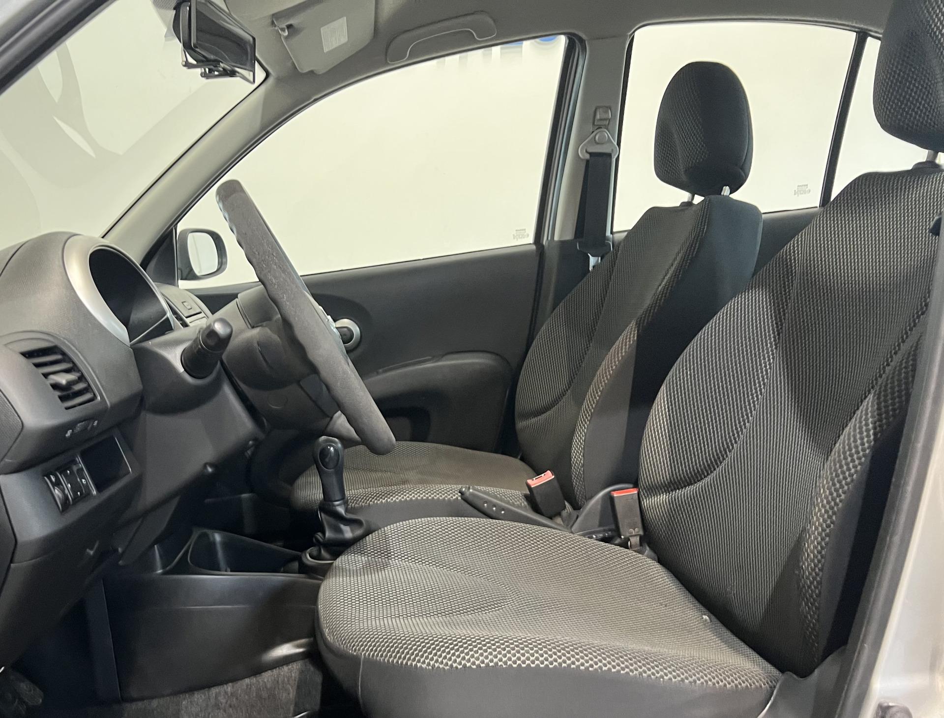 NISSAN Micra 2010