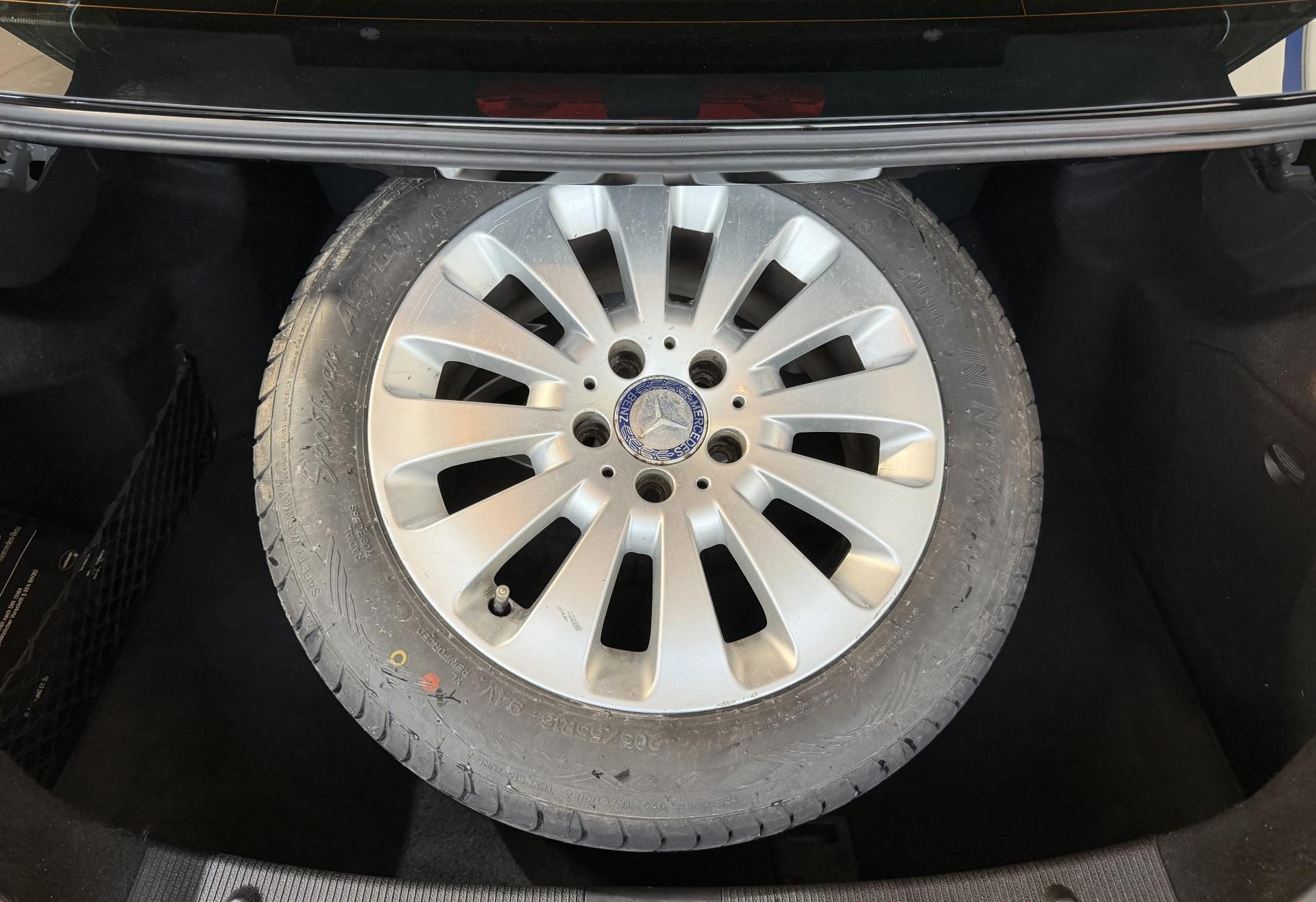 MERCEDES-BENZ C 2010