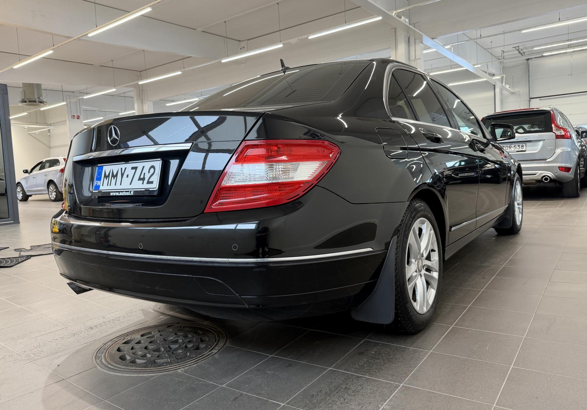 MERCEDES-BENZ C 2010