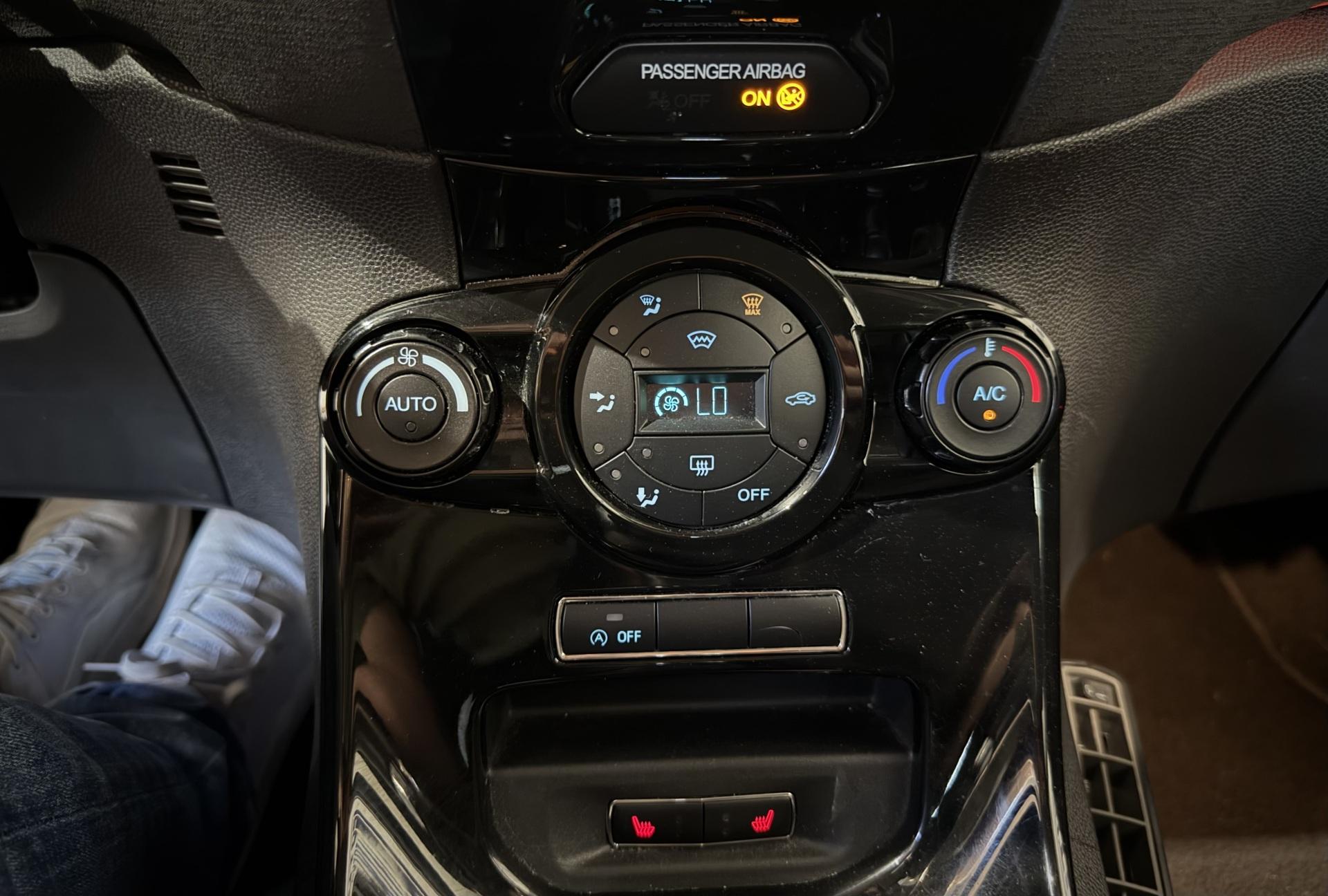 FORD Fiesta 2013