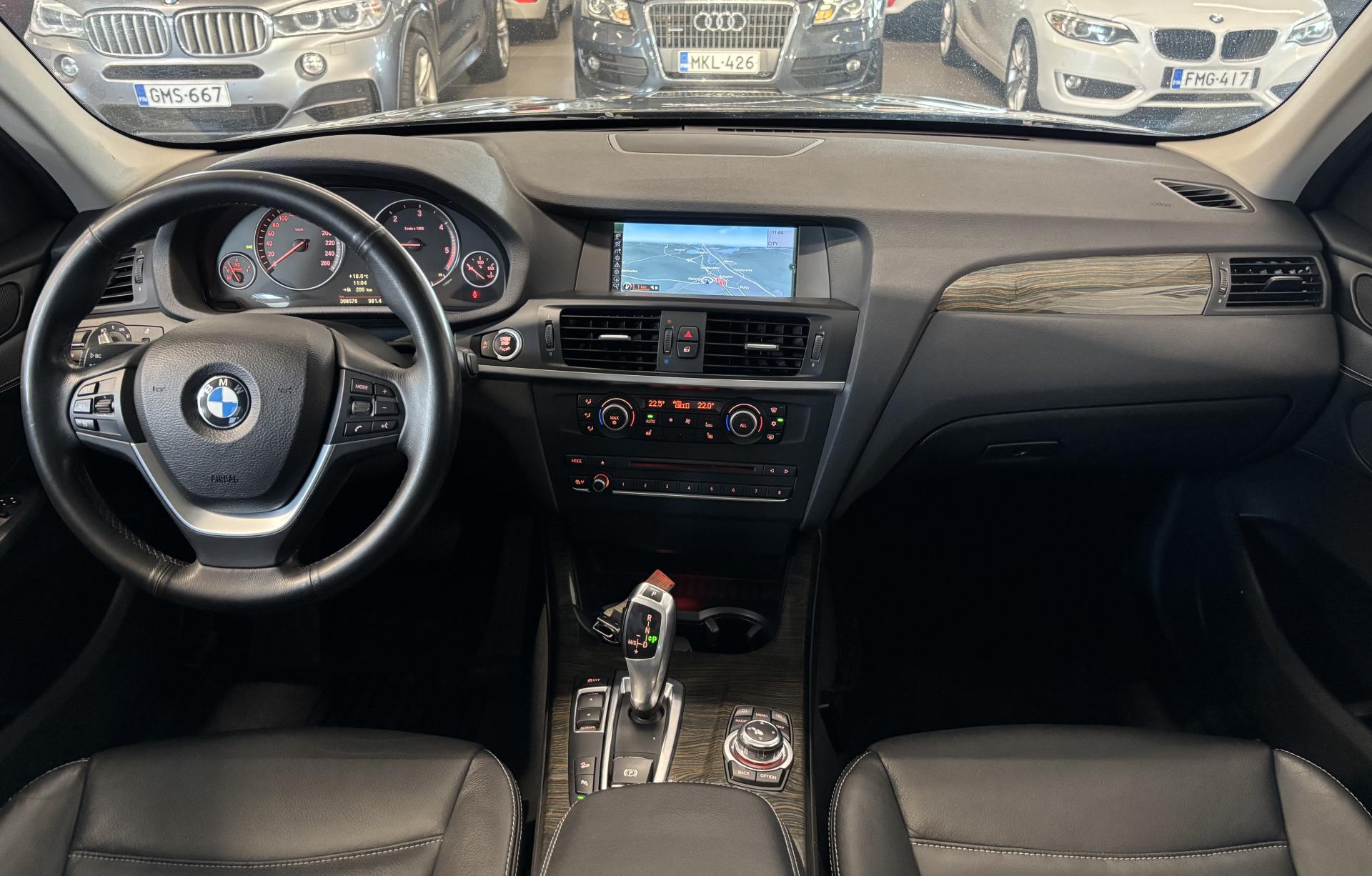 BMW X3 2011