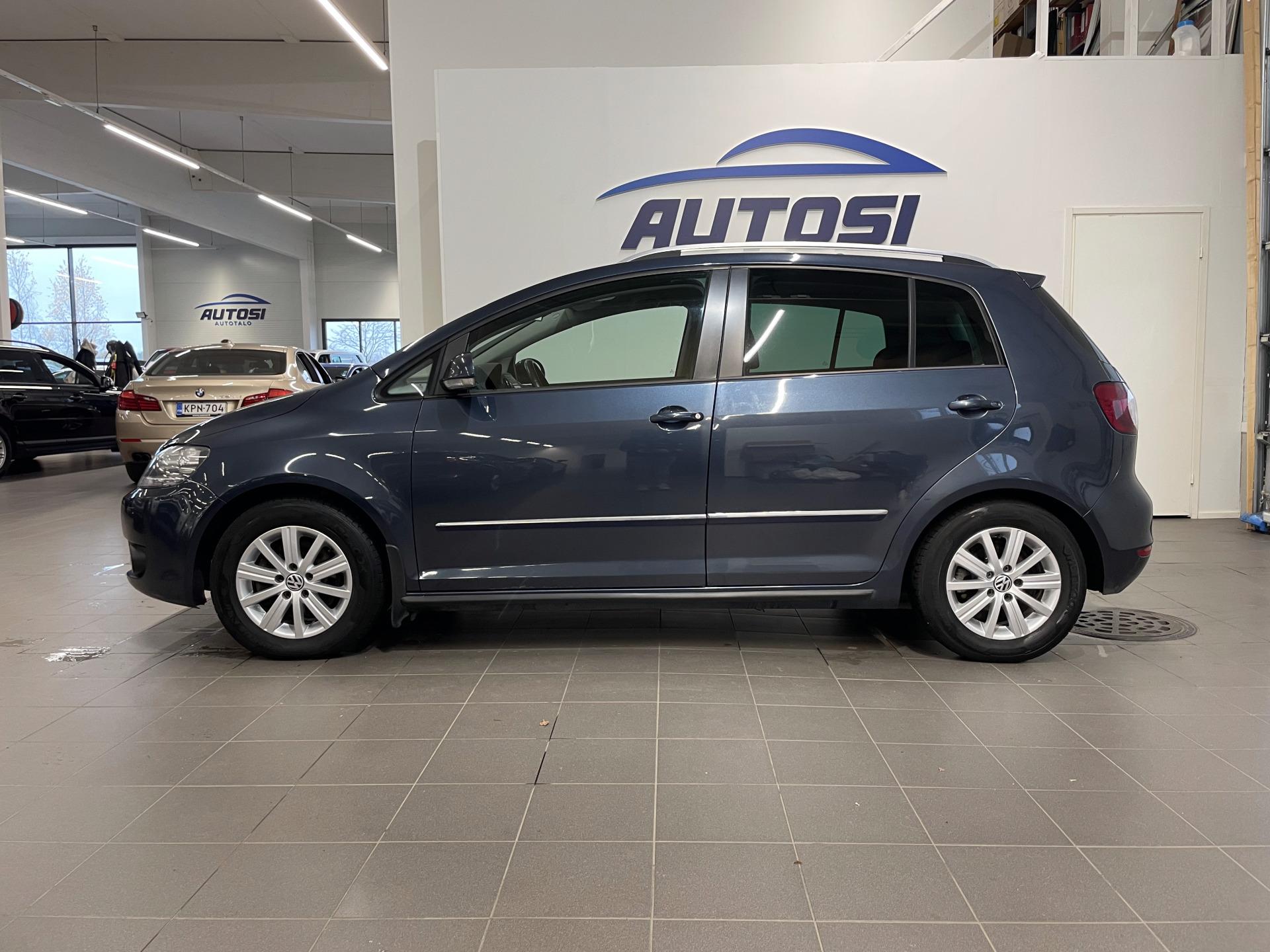 VOLKSWAGEN Golf Plus 2012