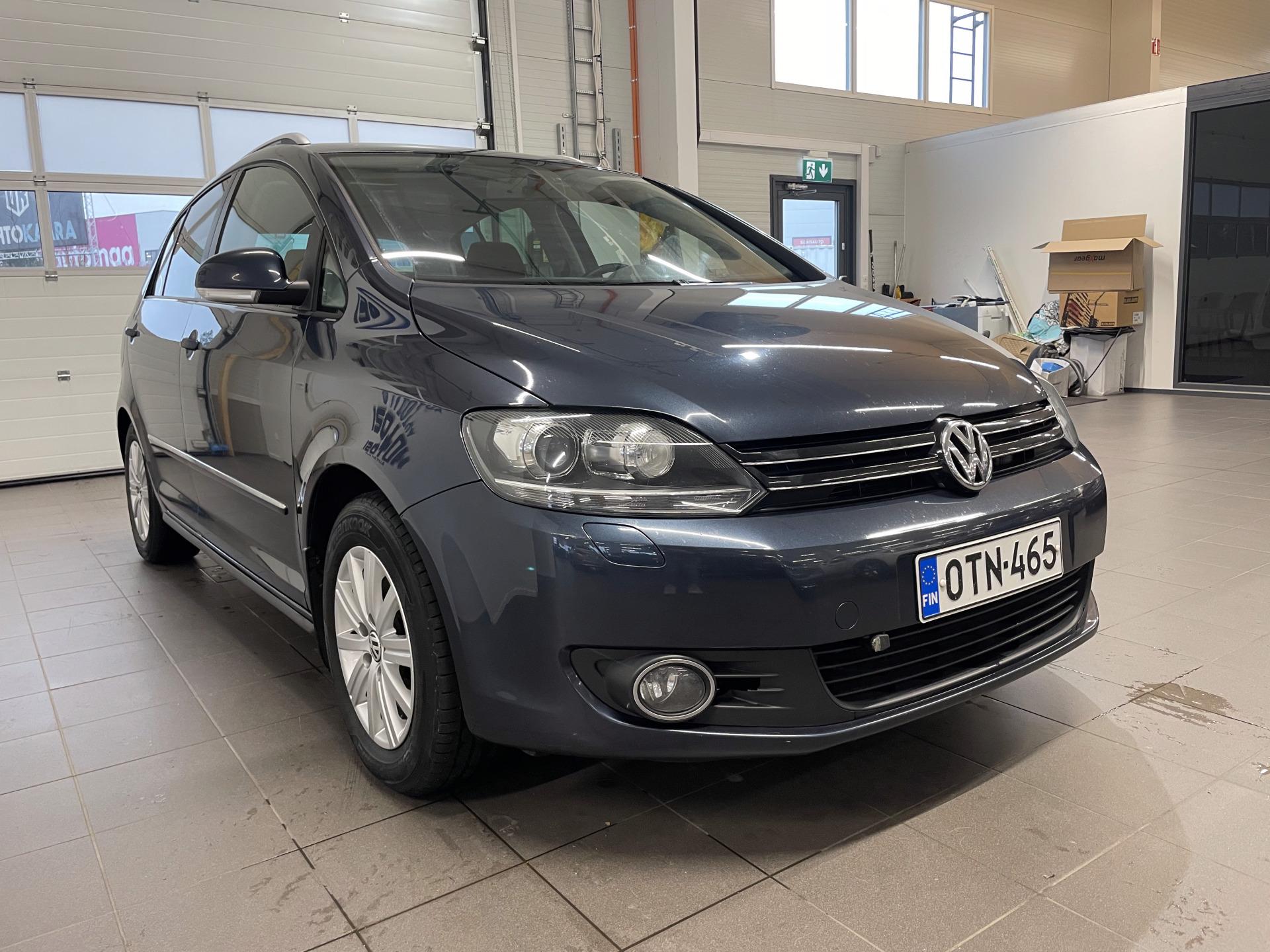 VOLKSWAGEN Golf Plus 2012