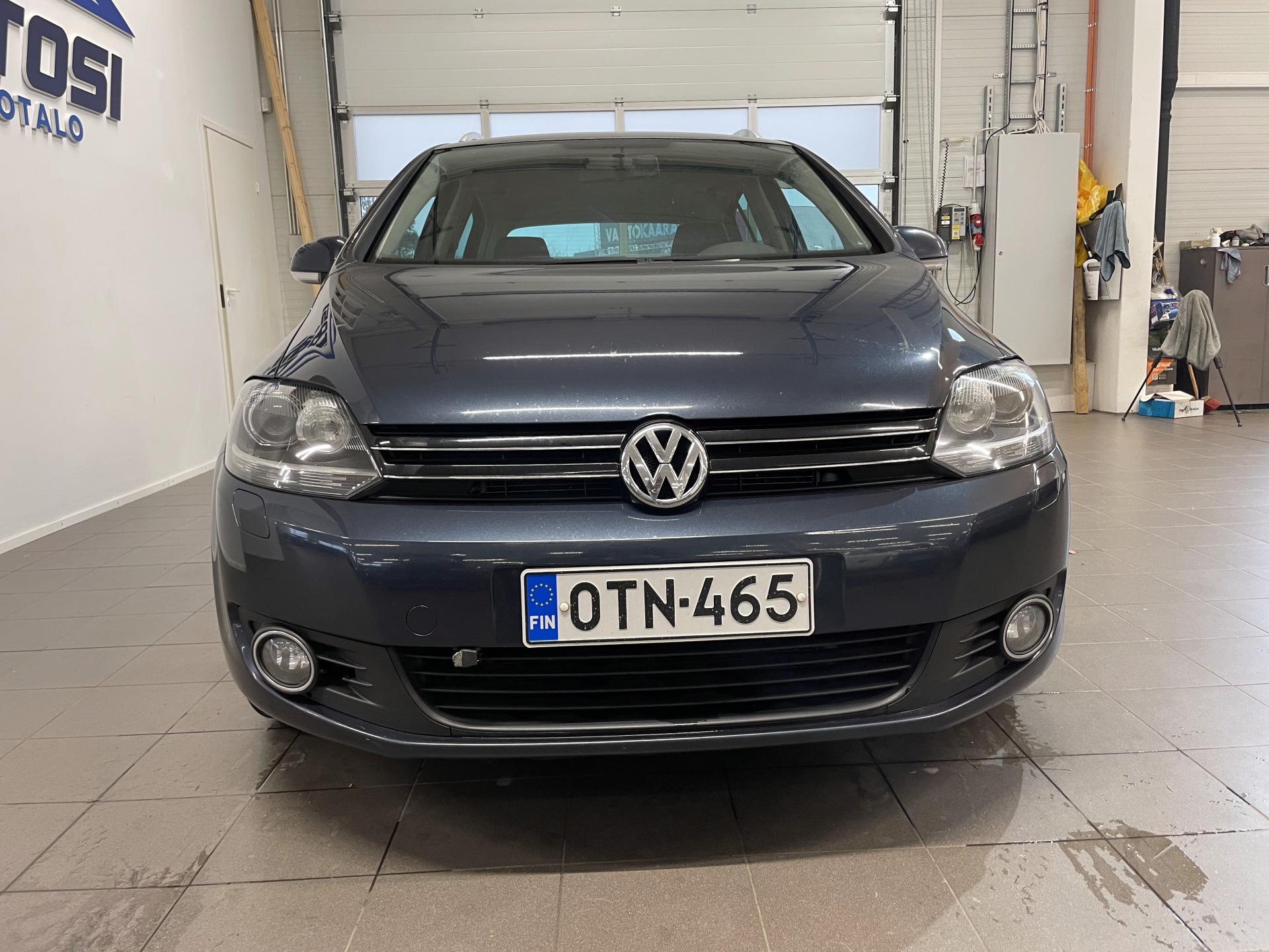VOLKSWAGEN Golf Plus 2012