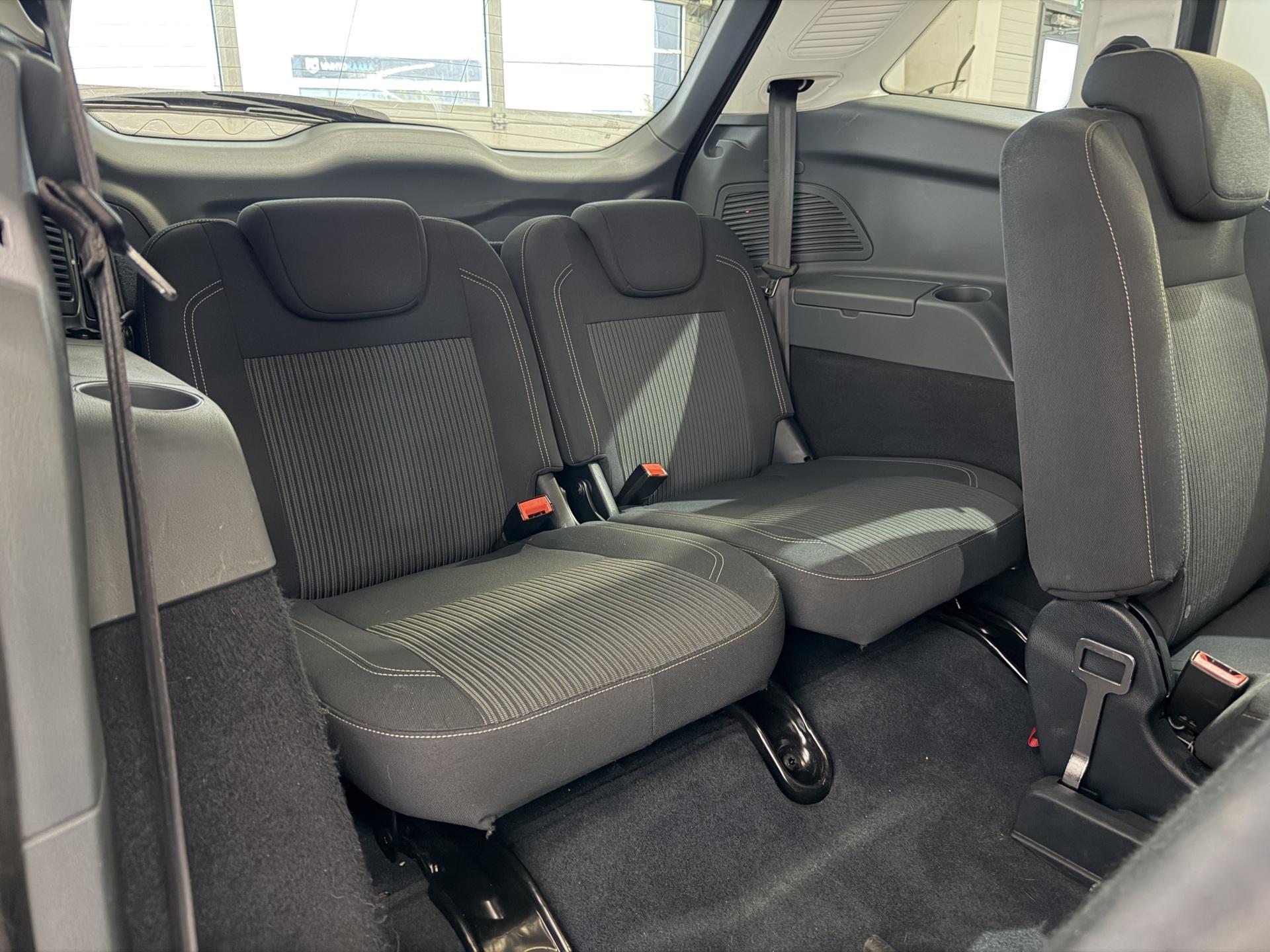 FORD Grand C-Max 2015