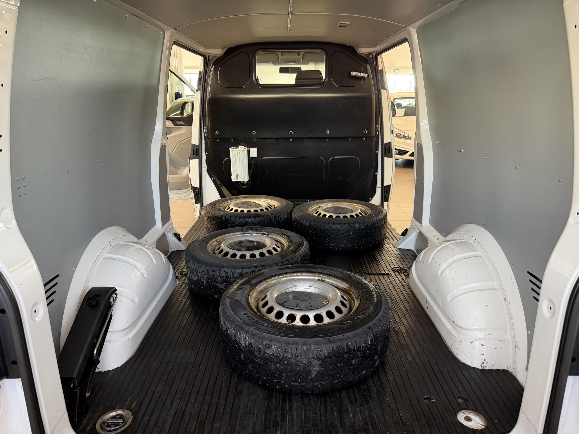 VOLKSWAGEN Transporter 2017