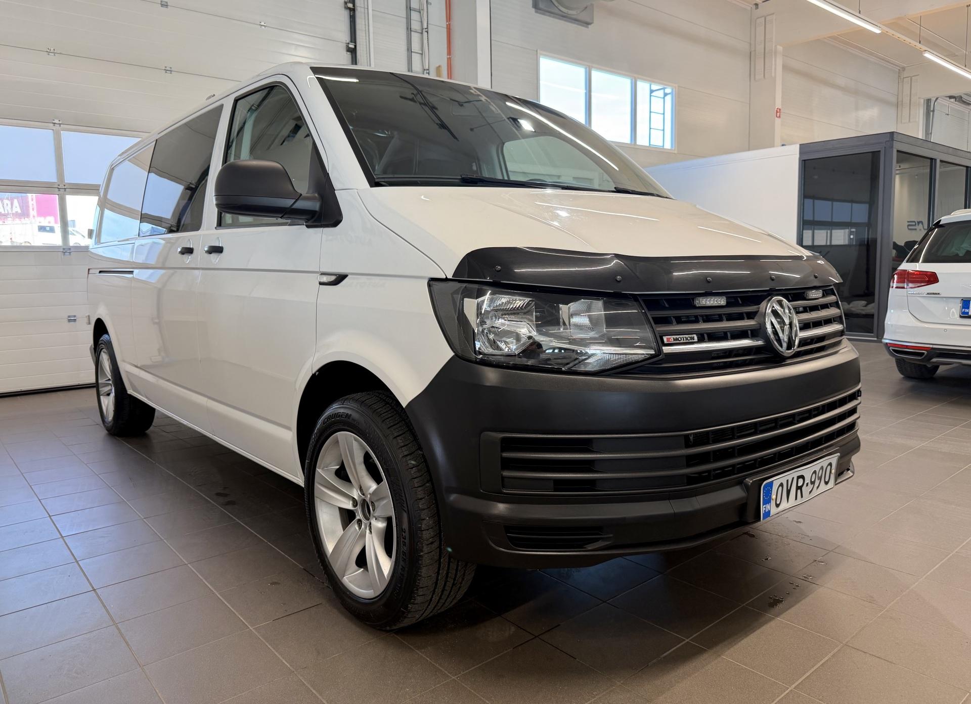 VOLKSWAGEN Transporter 2017