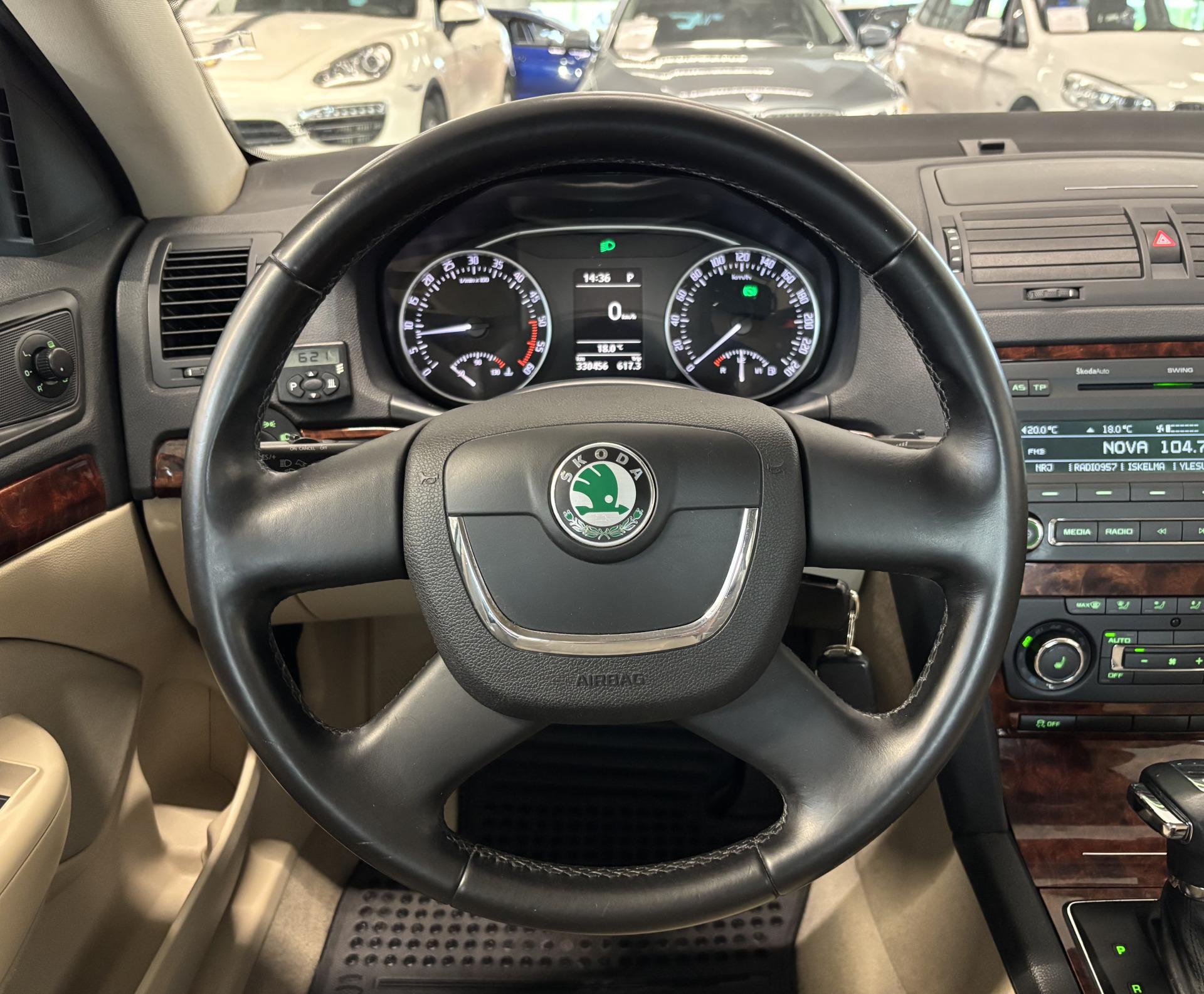 SKODA Octavia 2011