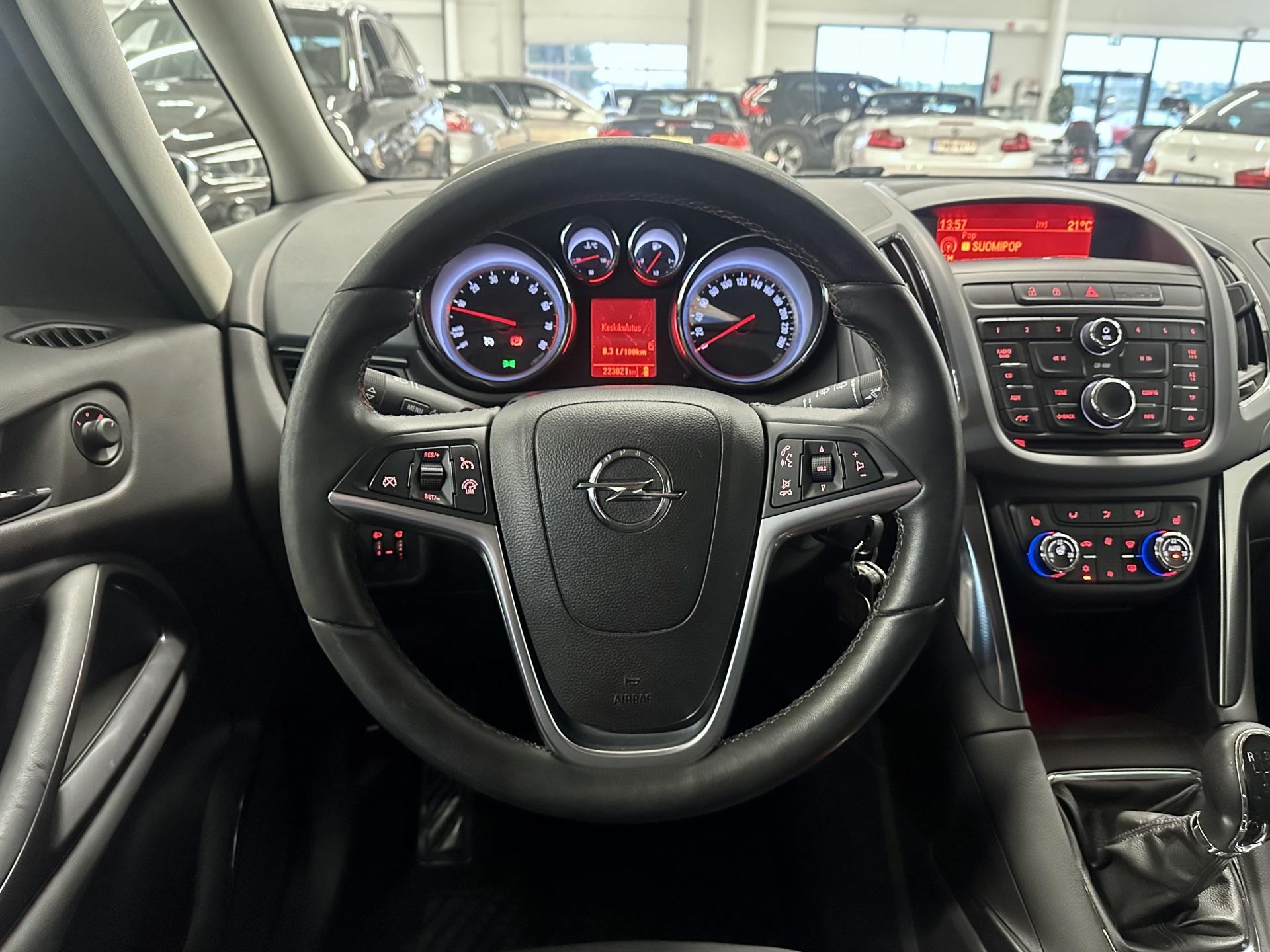 OPEL Zafira Tourer 2012