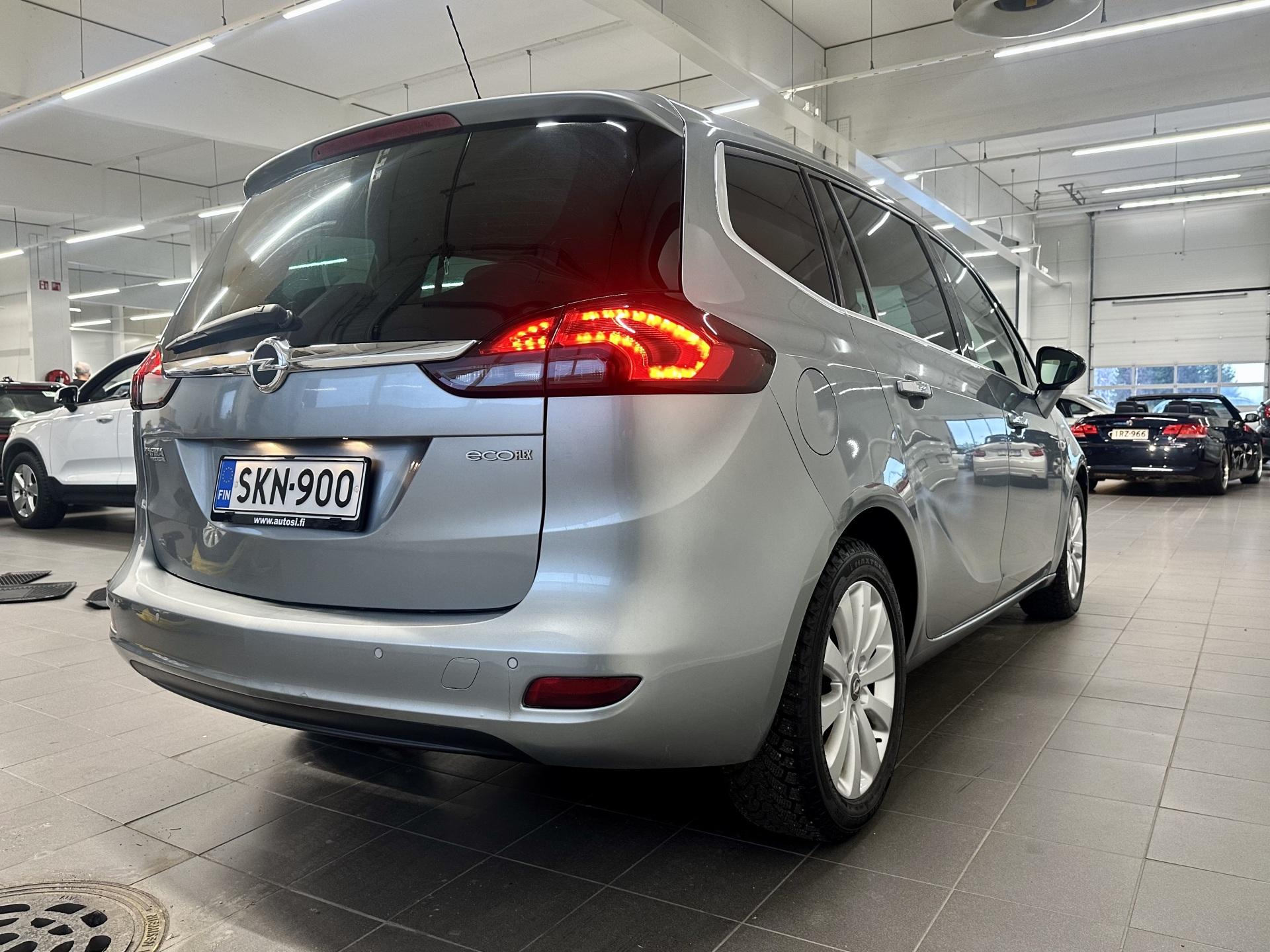 OPEL Zafira Tourer 2012