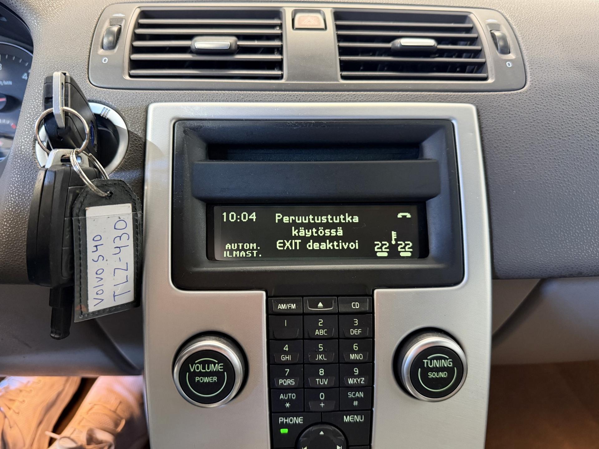 VOLVO S40 2011