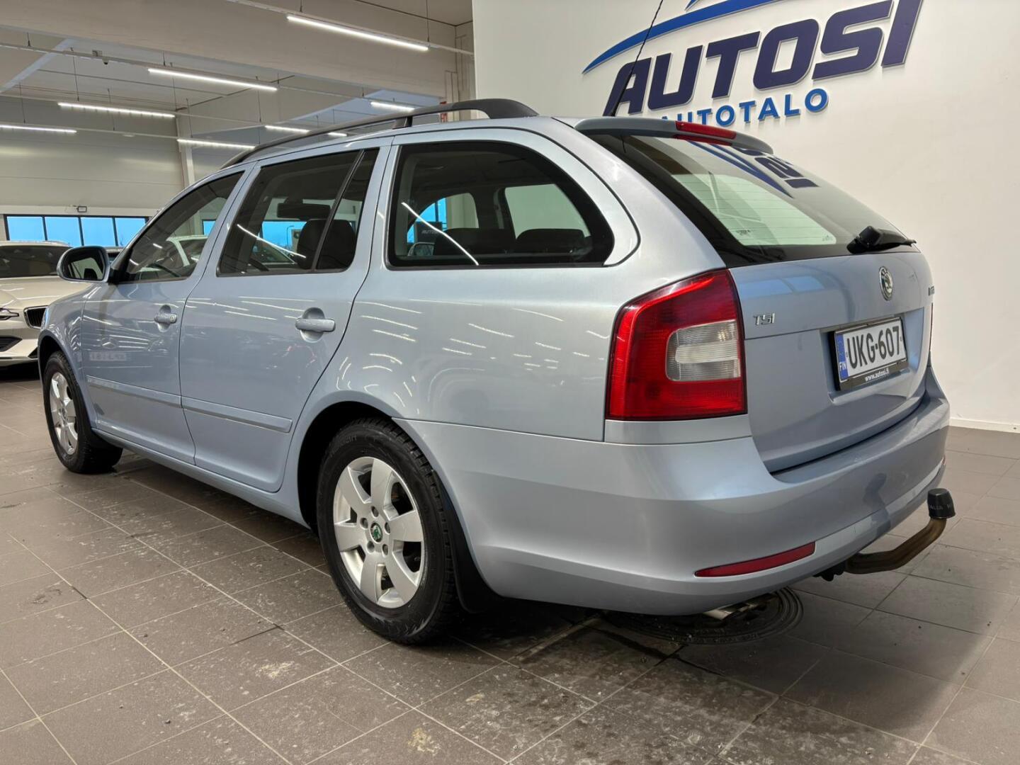 SKODA Octavia 2011