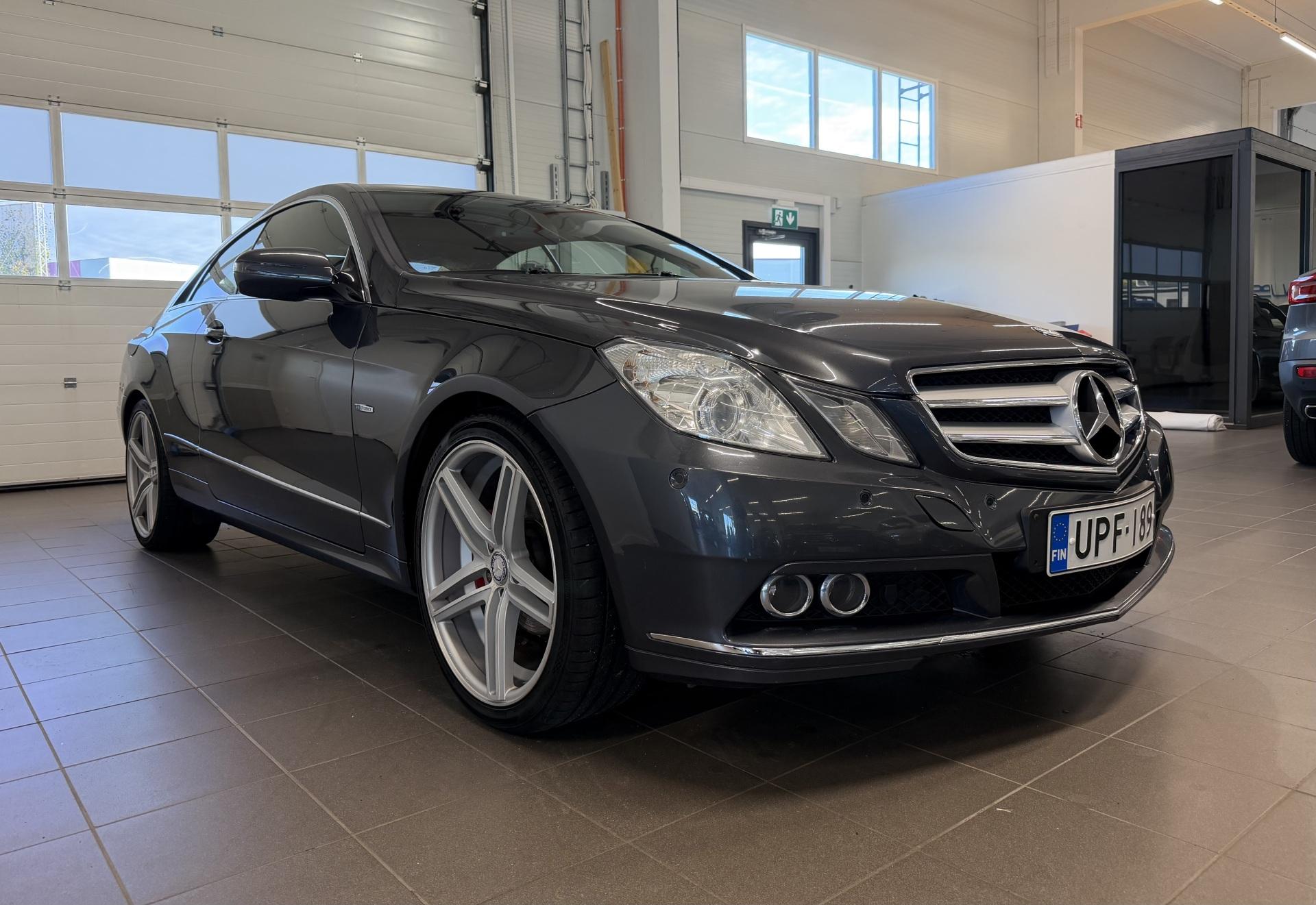MERCEDES-BENZ E 2010