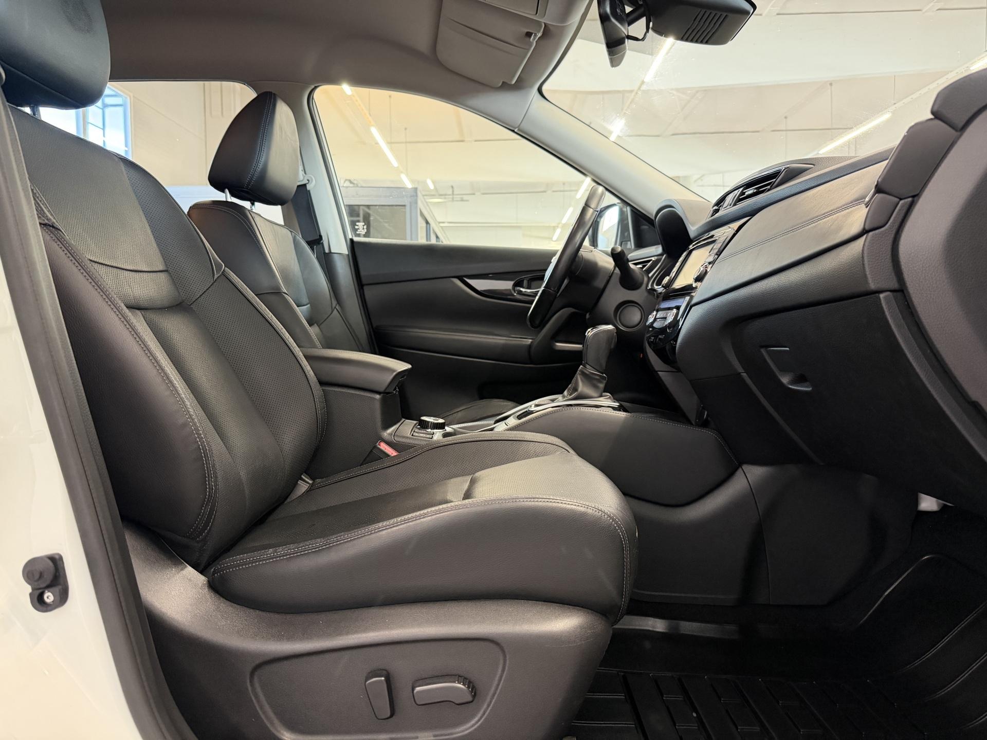 NISSAN X-Trail 2018