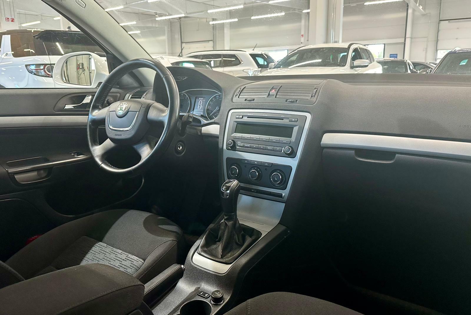 SKODA Octavia 2013