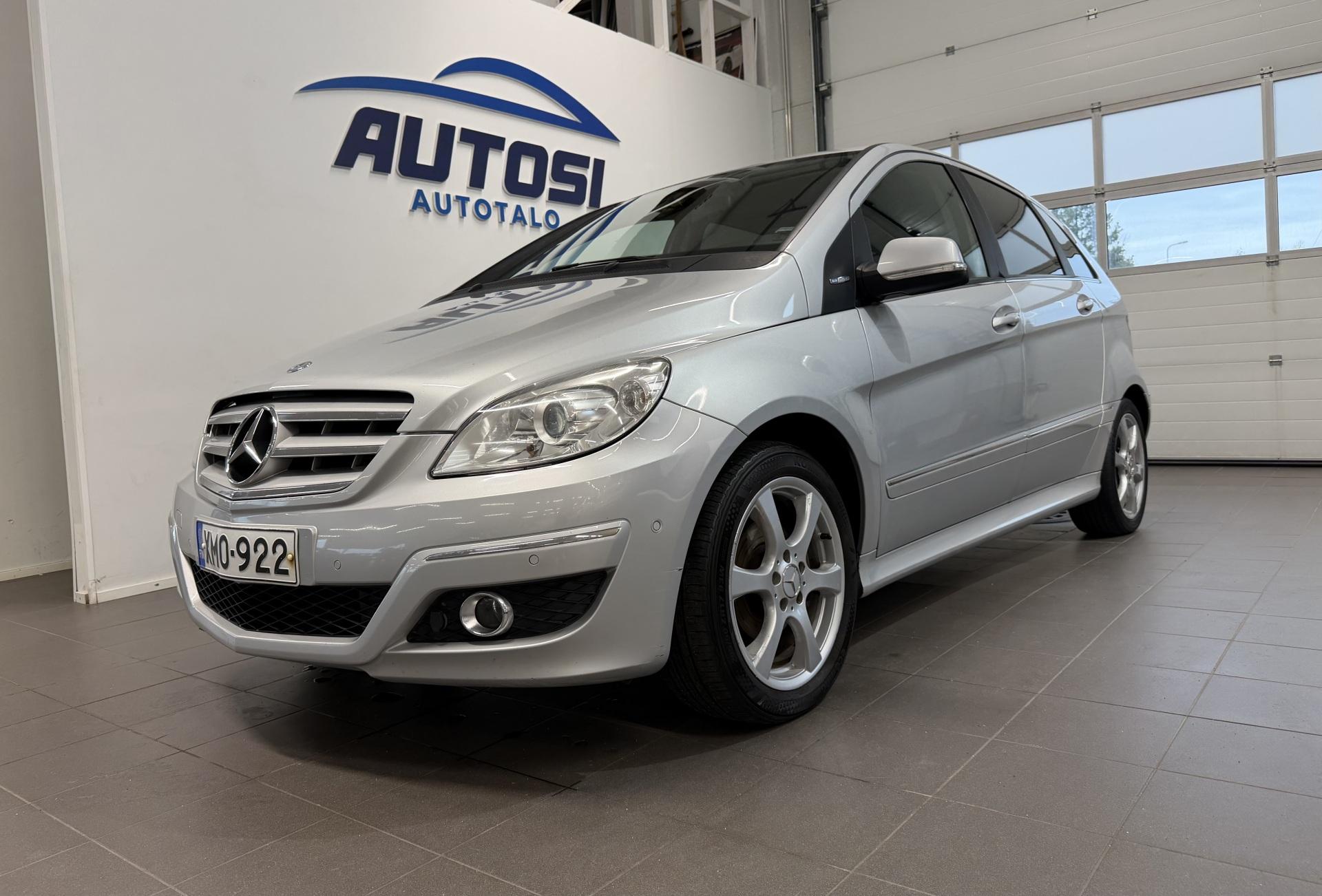 MERCEDES-BENZ B 2010