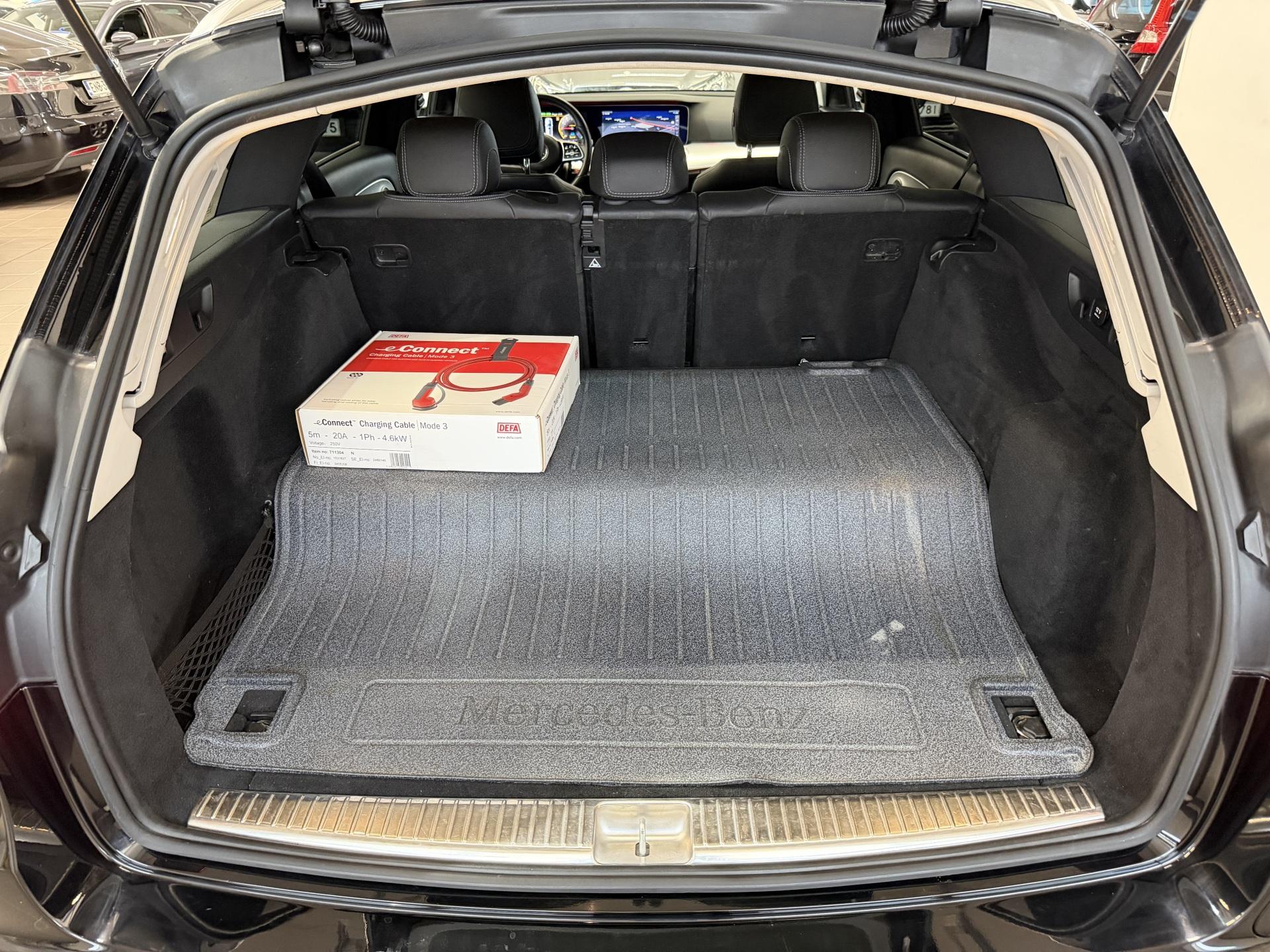 MERCEDES-BENZ E 2019