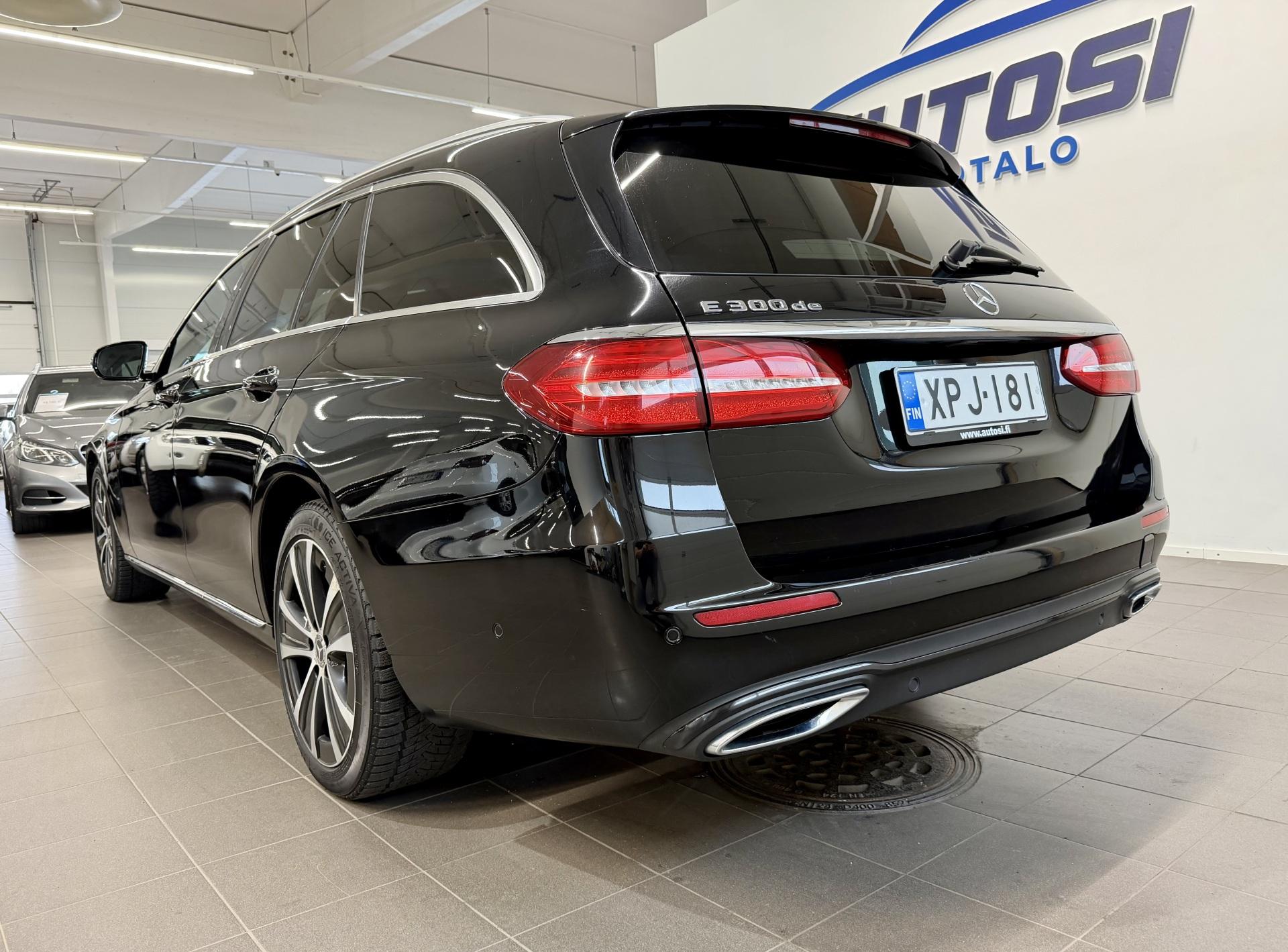 MERCEDES-BENZ E 2019