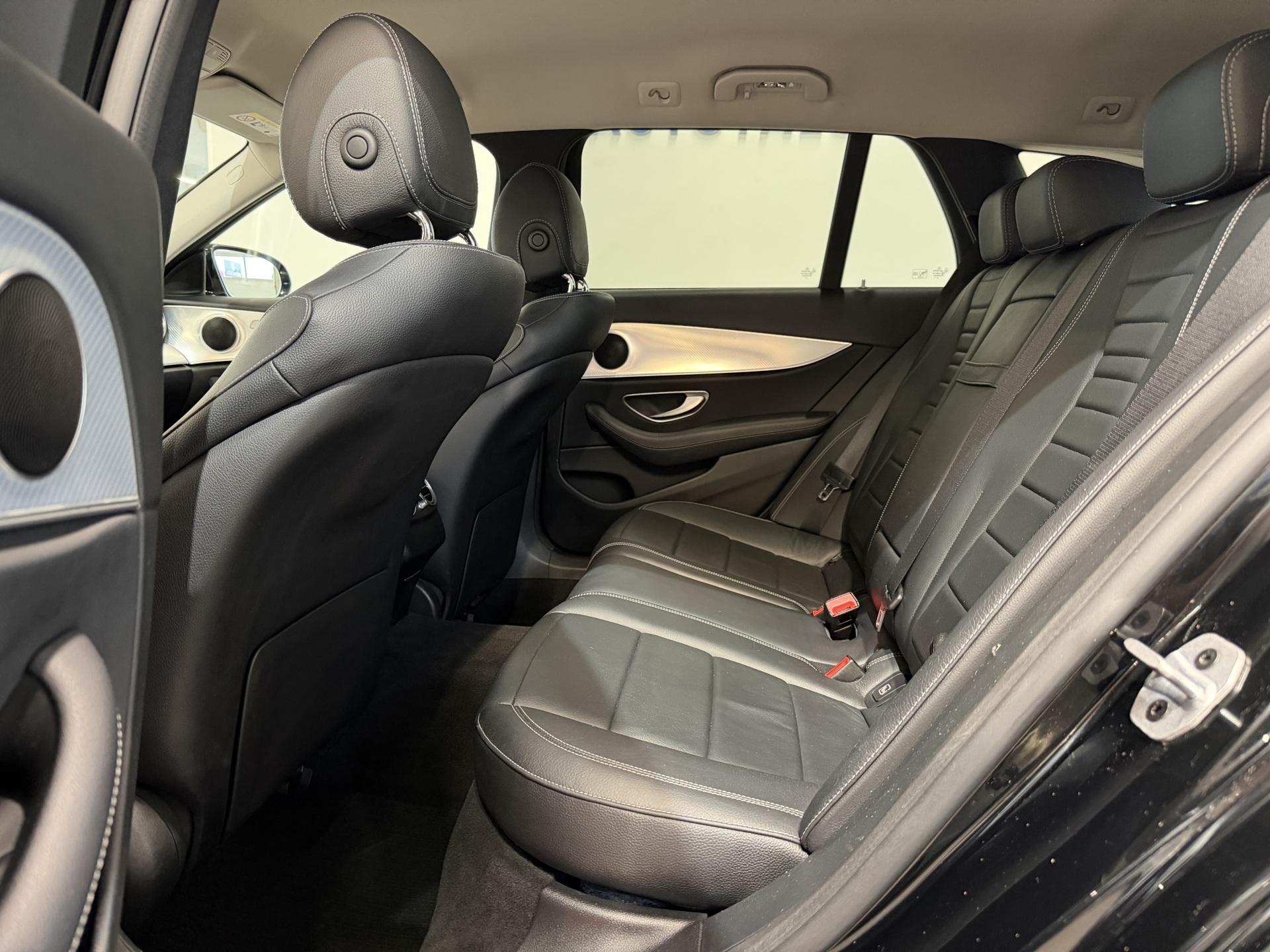 MERCEDES-BENZ E 2019