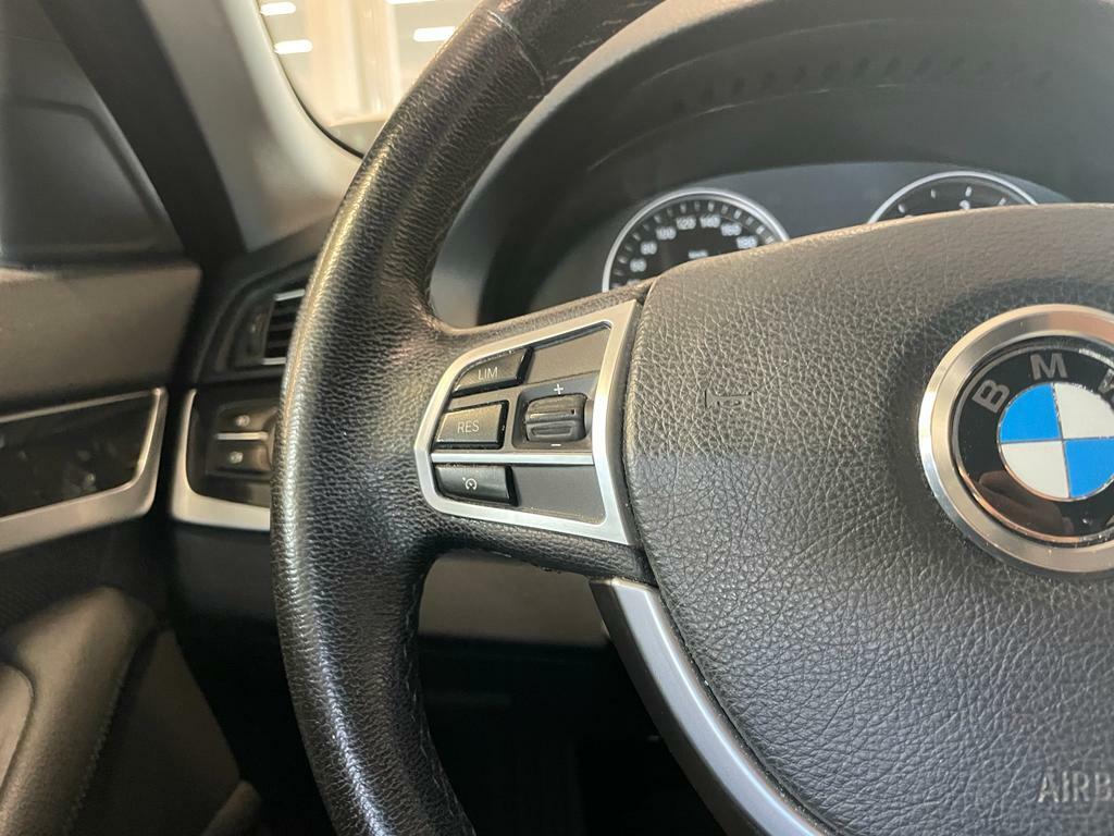 BMW 520 2011