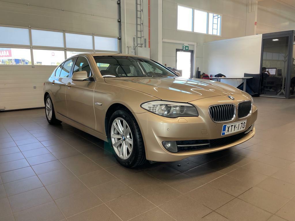 BMW 520 2011