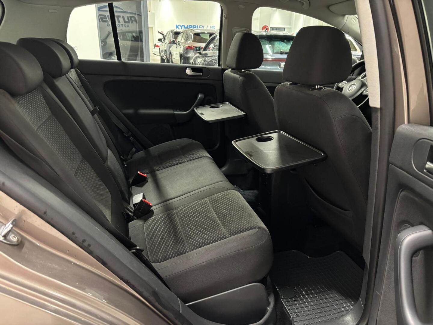 VOLKSWAGEN Golf Plus 2010