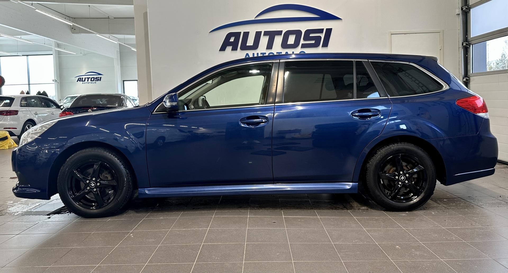 SUBARU Legacy 2011