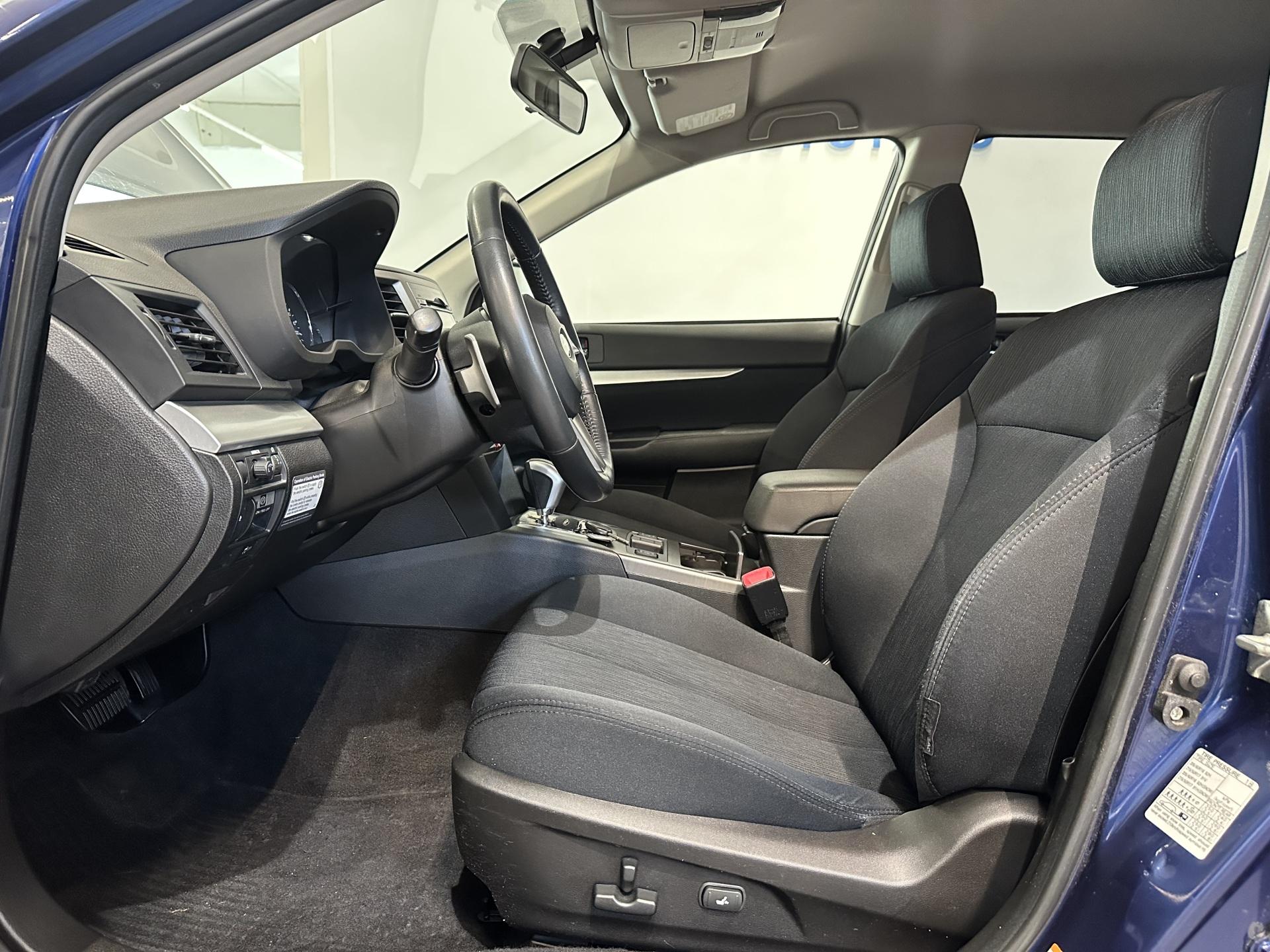 SUBARU Legacy 2011