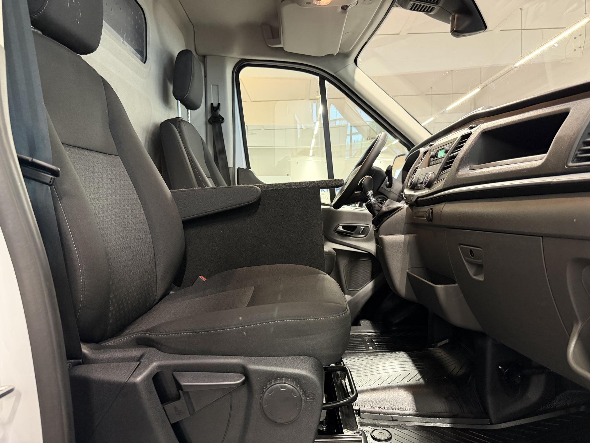 FORD Transit 2024